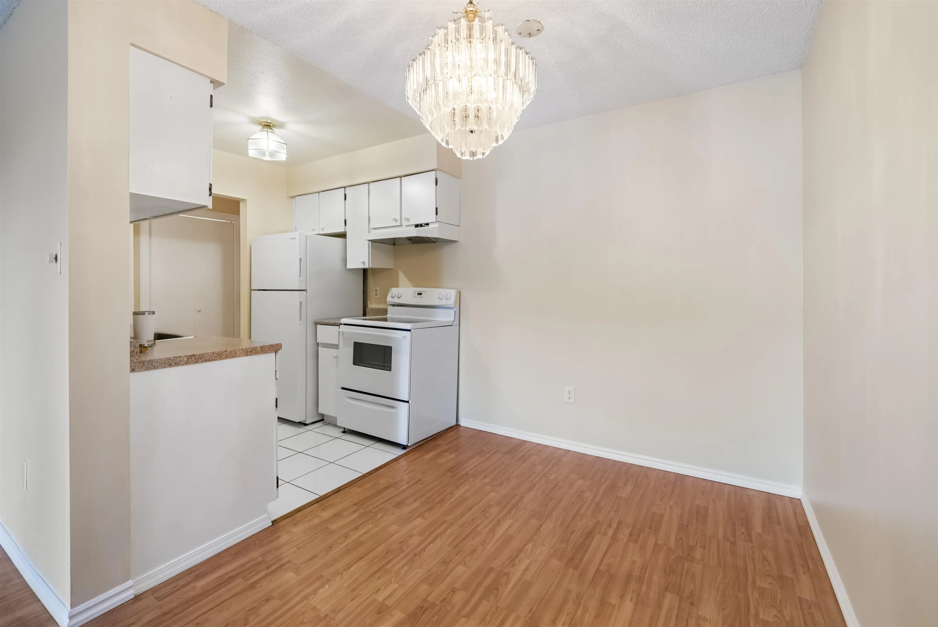 209 15268 100 Avenue