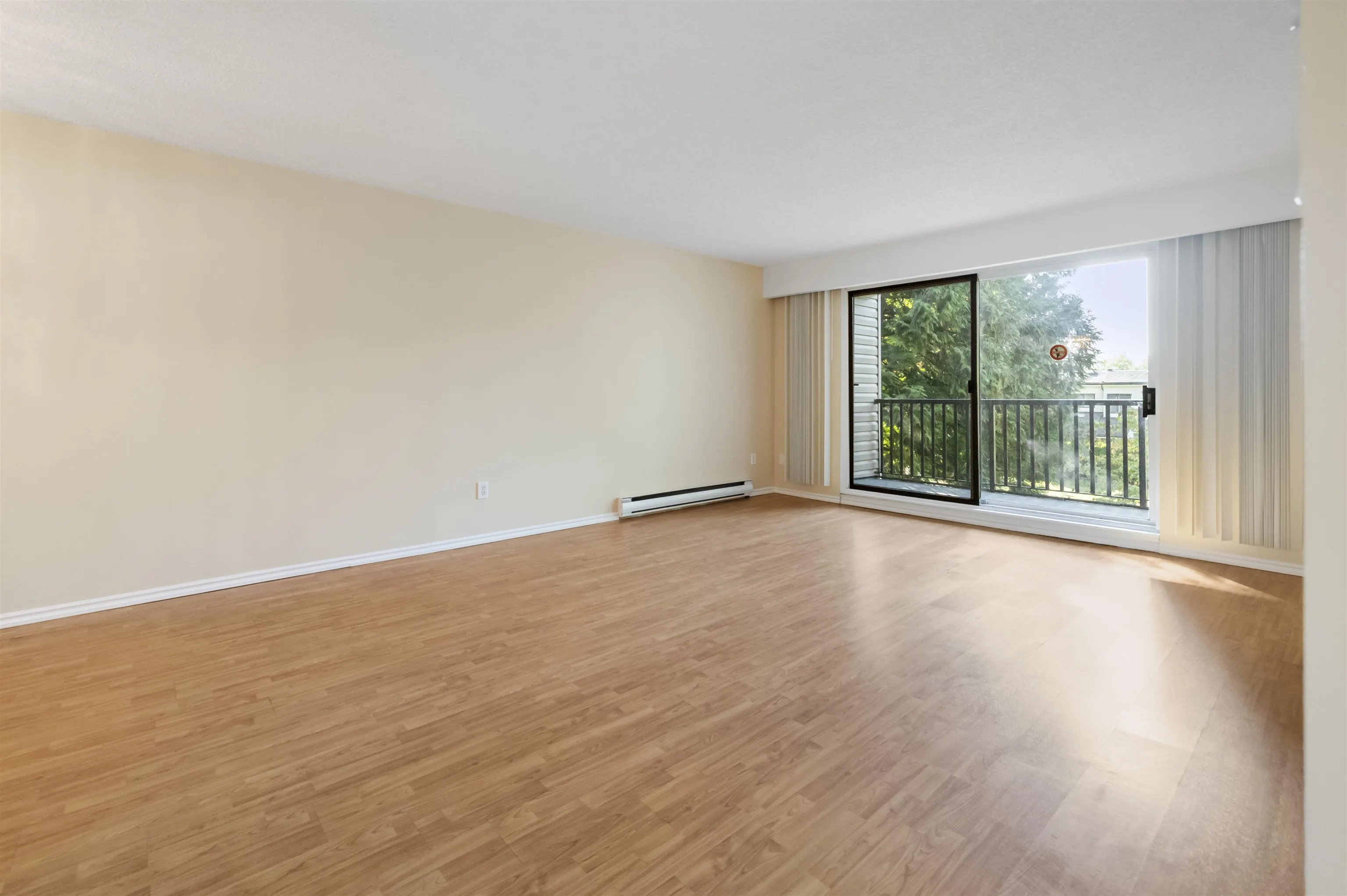 209 15268 100 Avenue