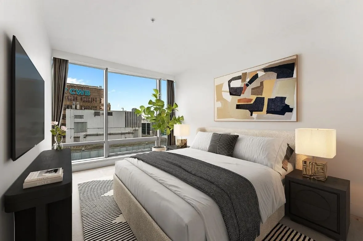2505 1111 Alberni Street
