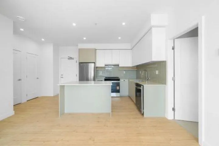 #419 13788 76 Avenue