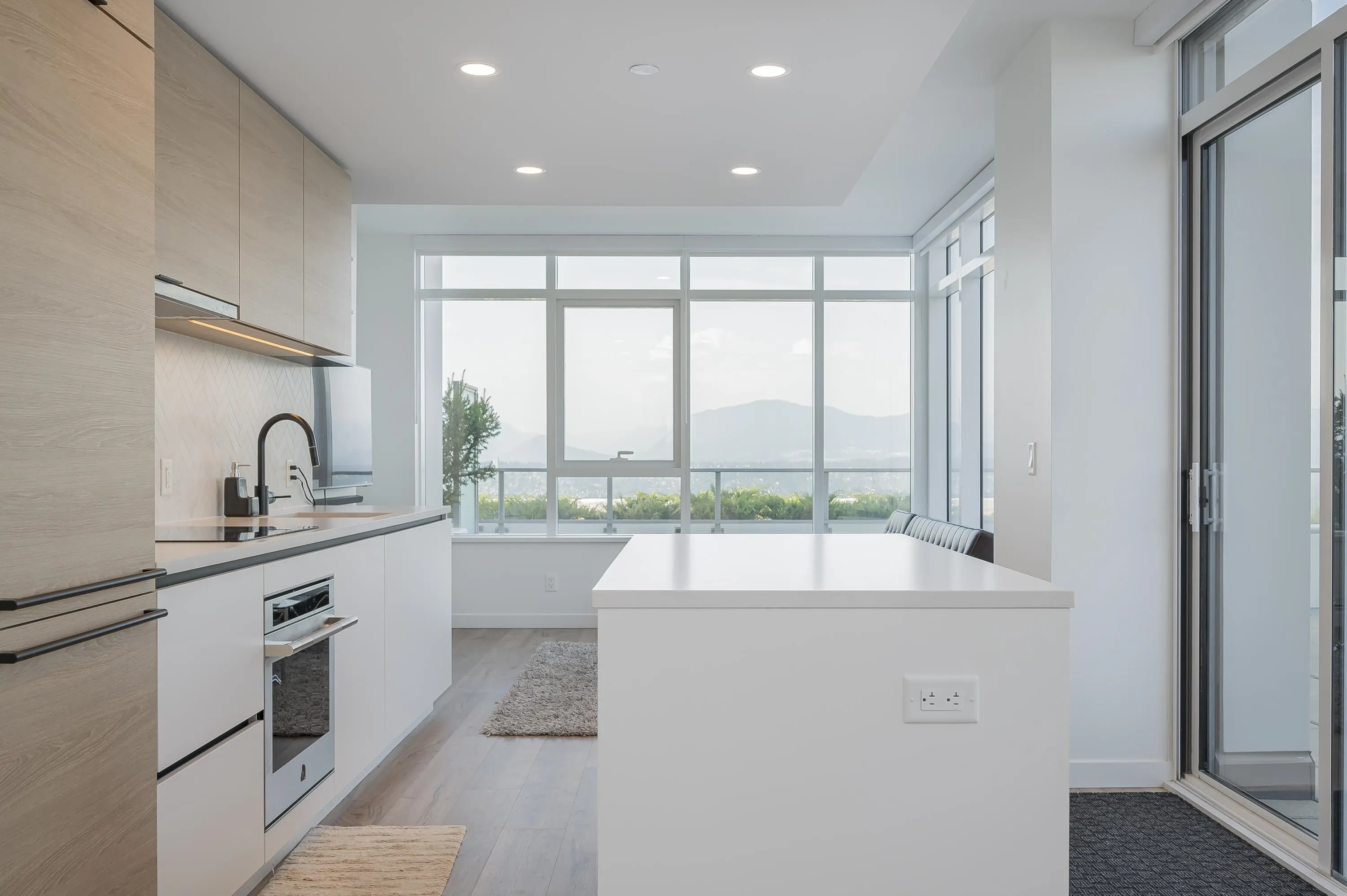 3801 10448 University Drive