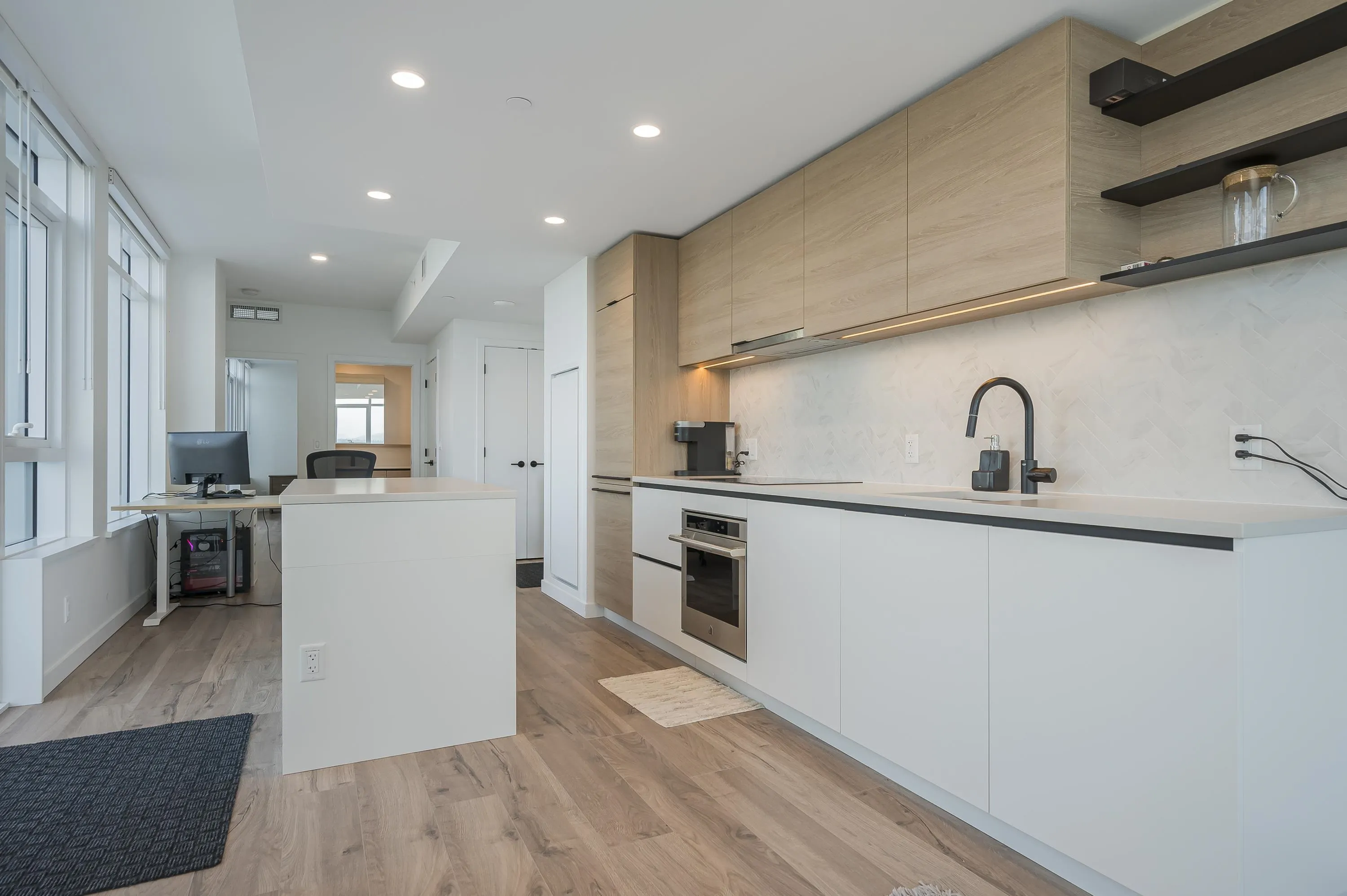 3801 10448 University Drive