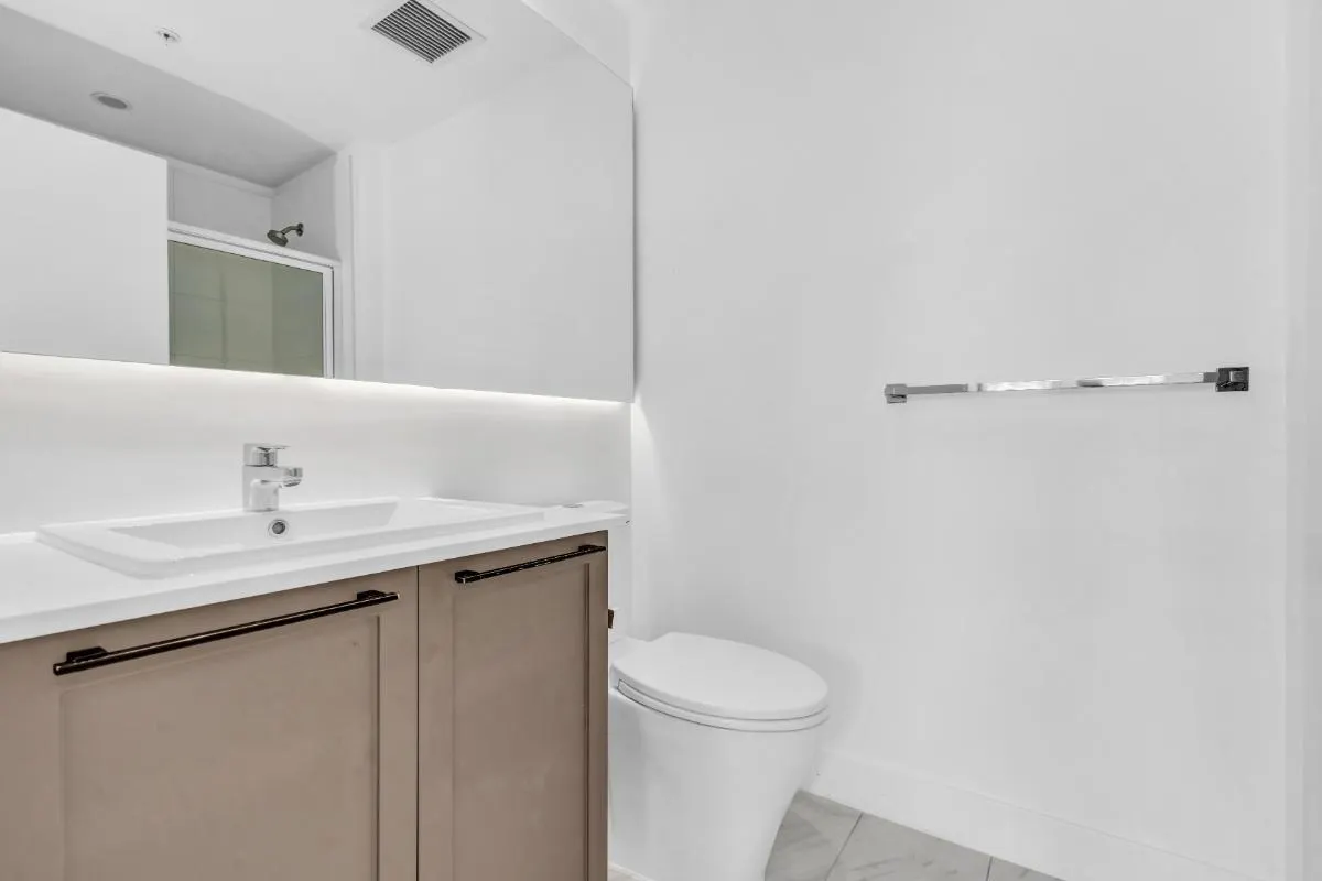1xx 9228 Slopes Mews