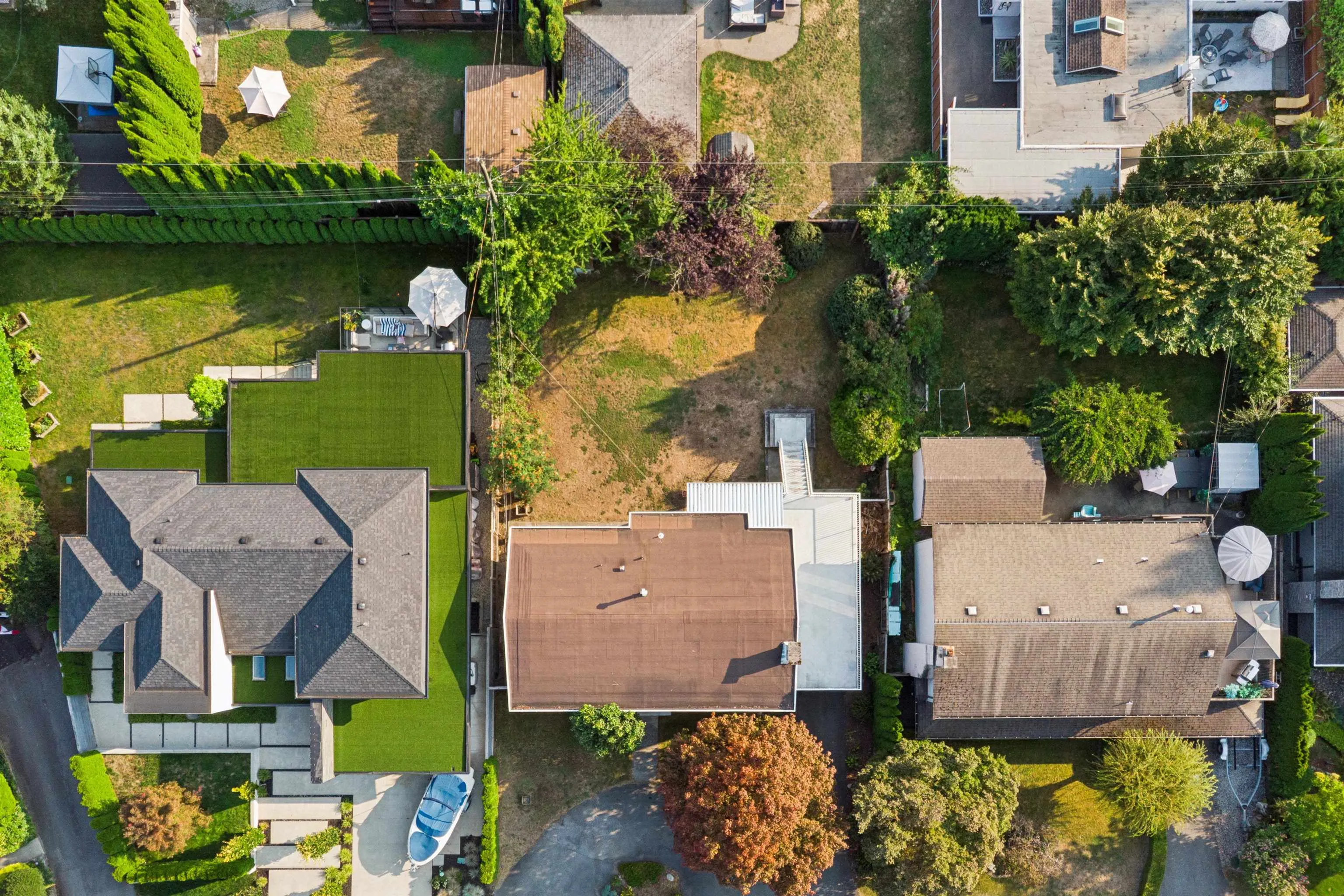 1023 Arlington Crescent