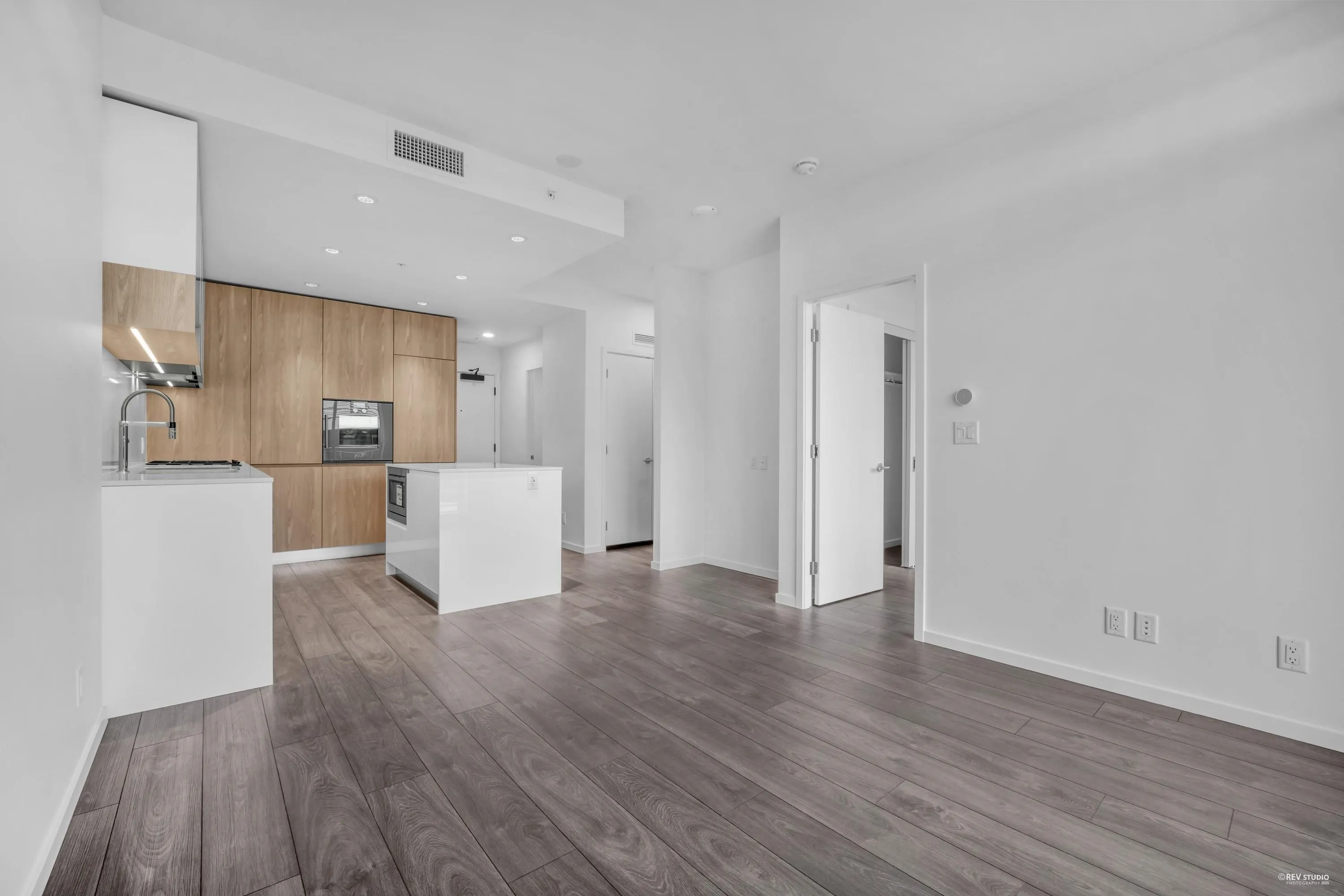 1108 6500 Minoru Boulevard