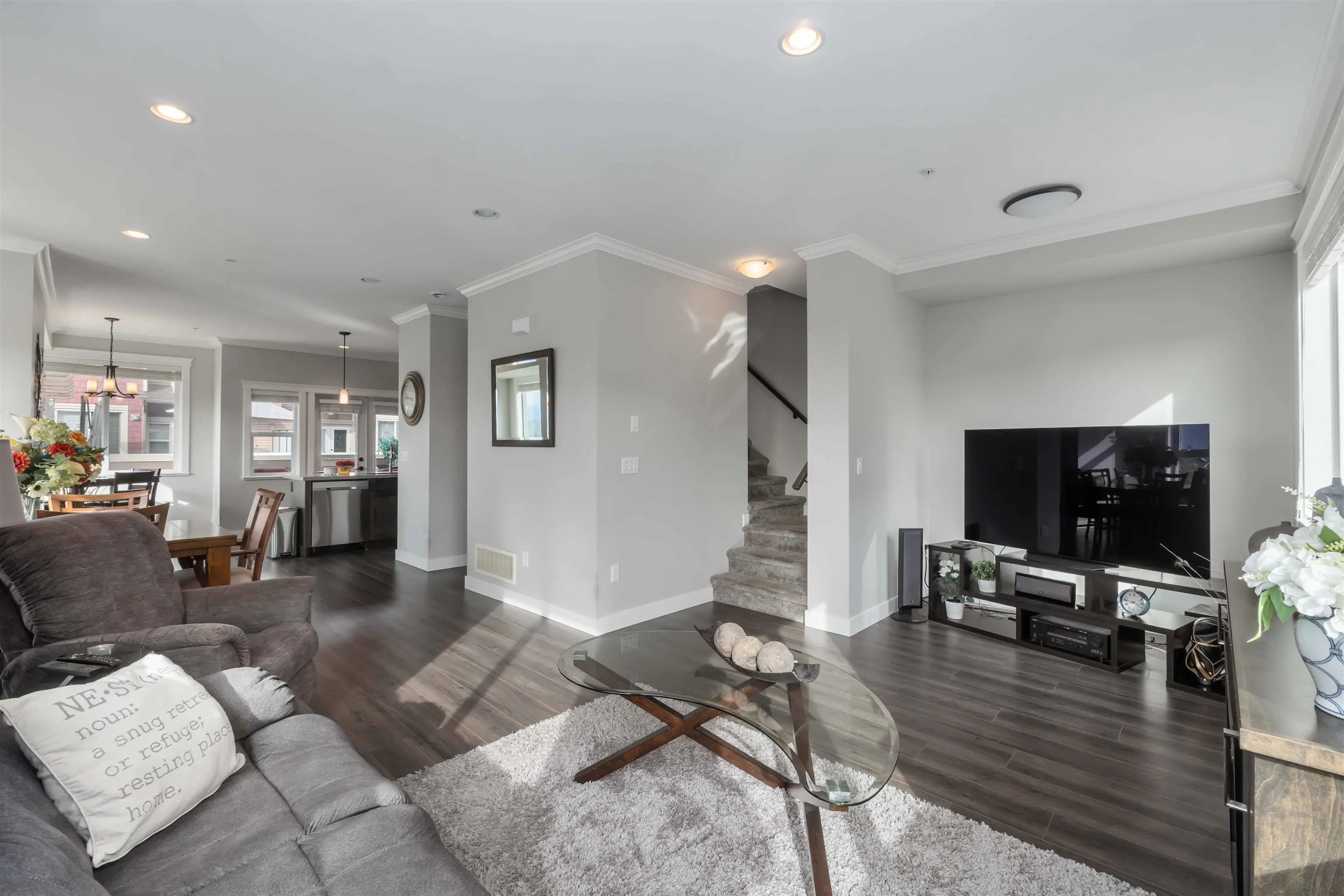 17 10480 248 Street