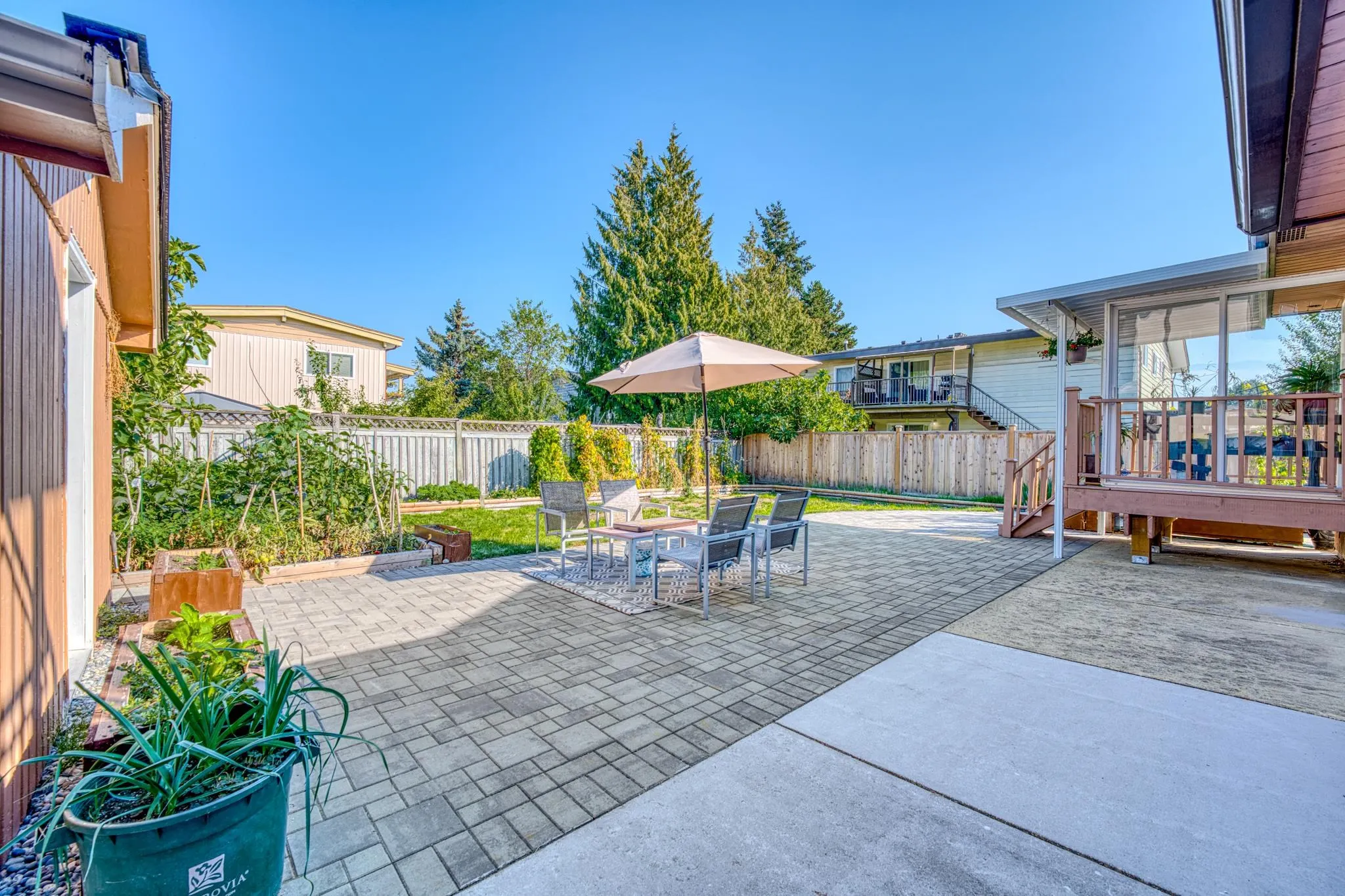 7700 Dampier Drive
