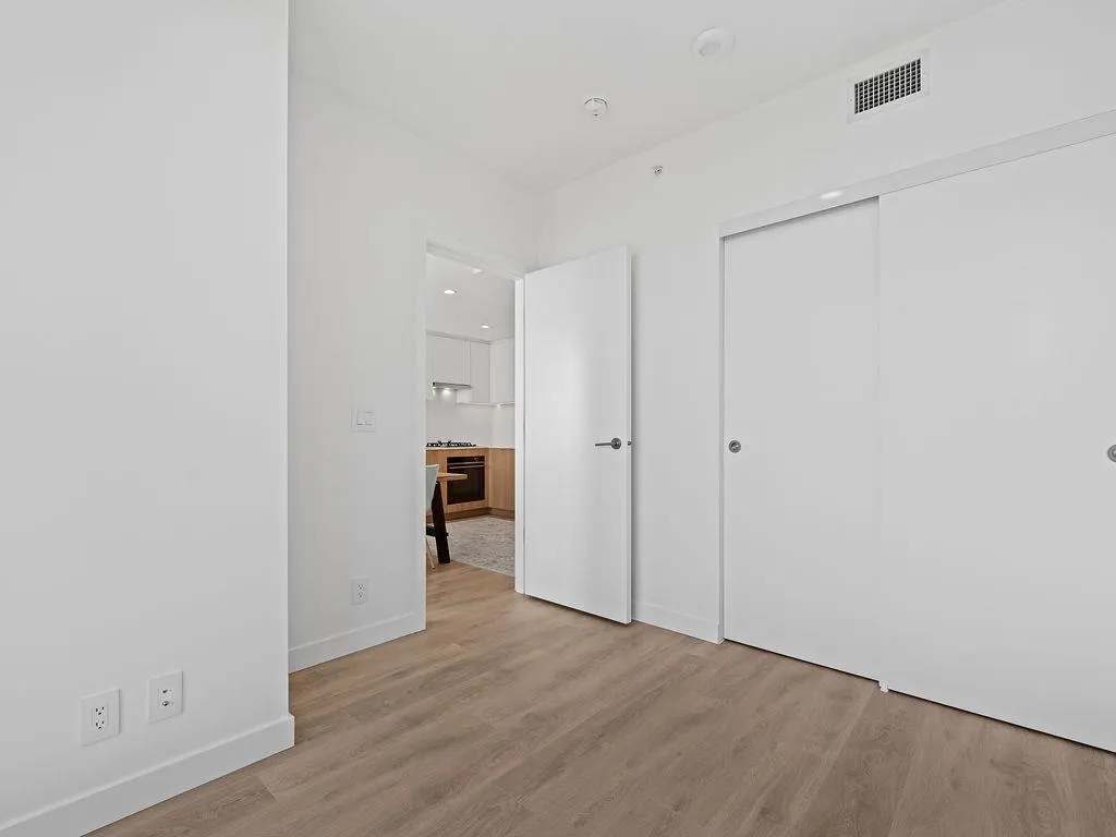 1709 505 Nelson Street