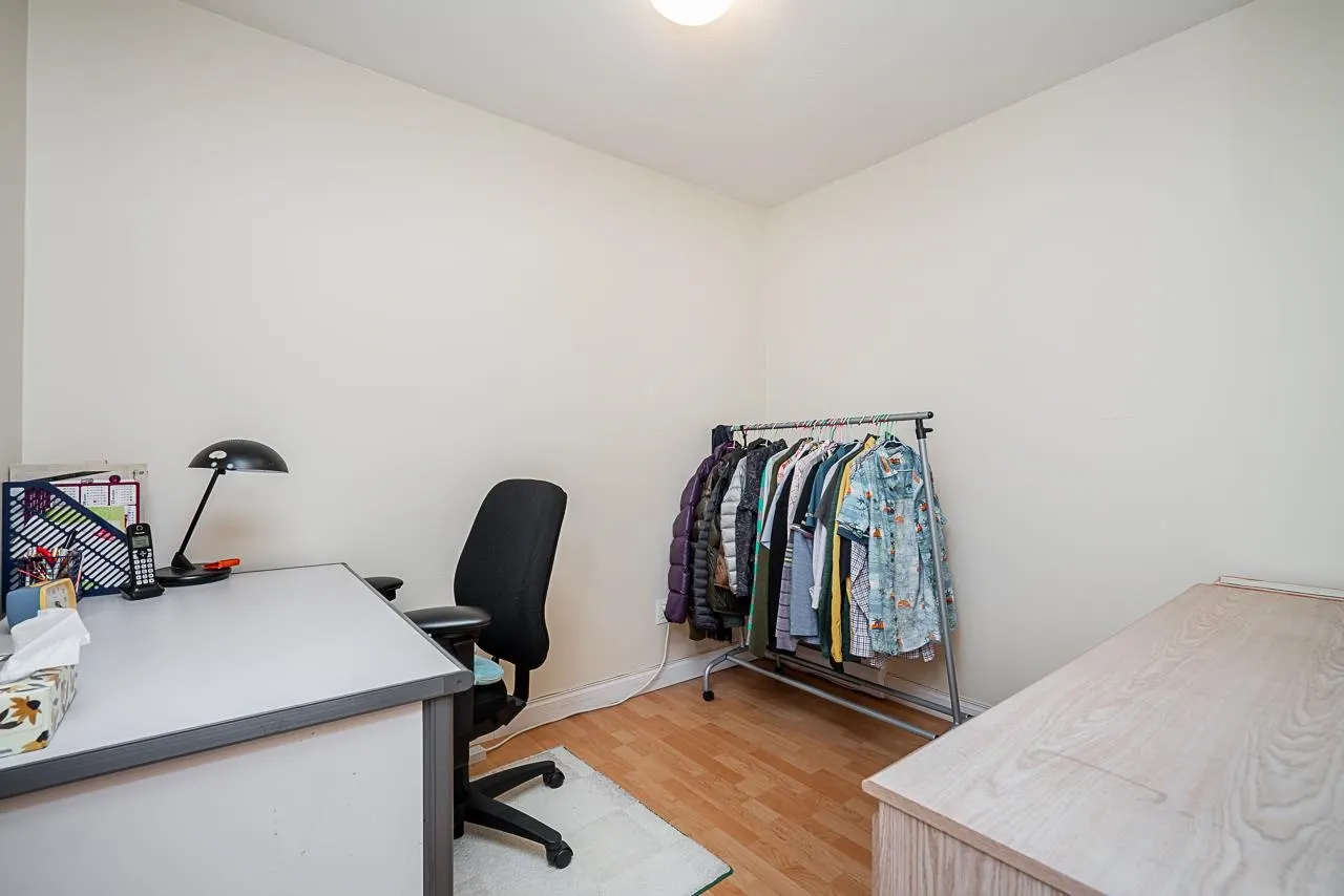 20 7111 Lynnwood Drive