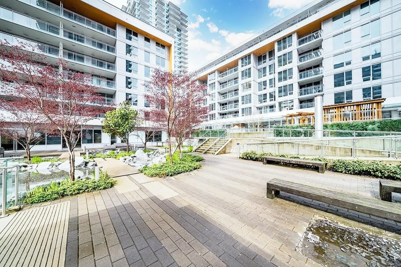 301 433 SW Marine Drive