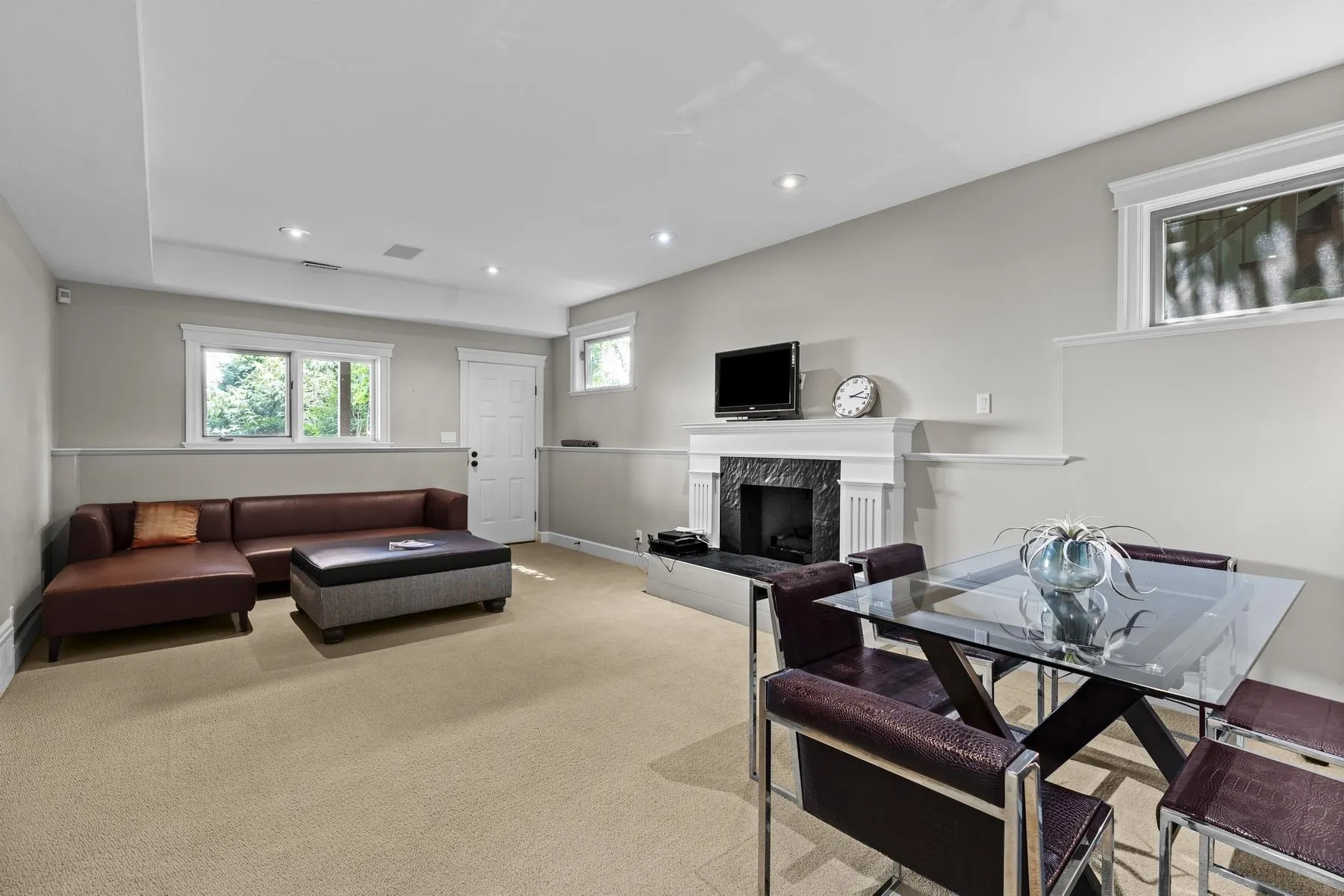 4882 Vista Place