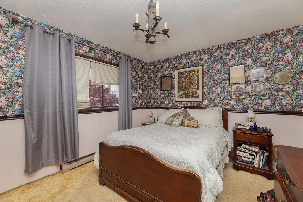 483 Sargent Road