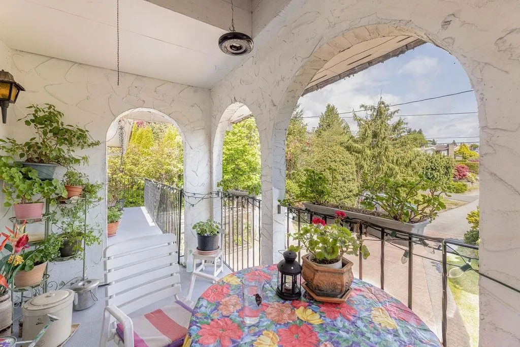 483 Sargent Road