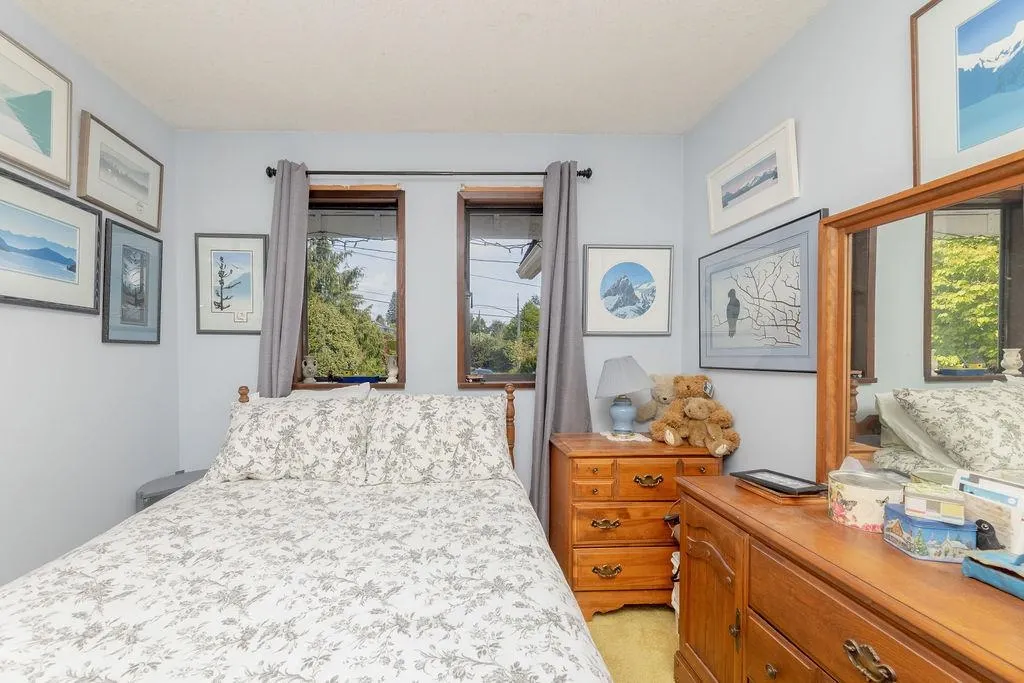 483 Sargent Road