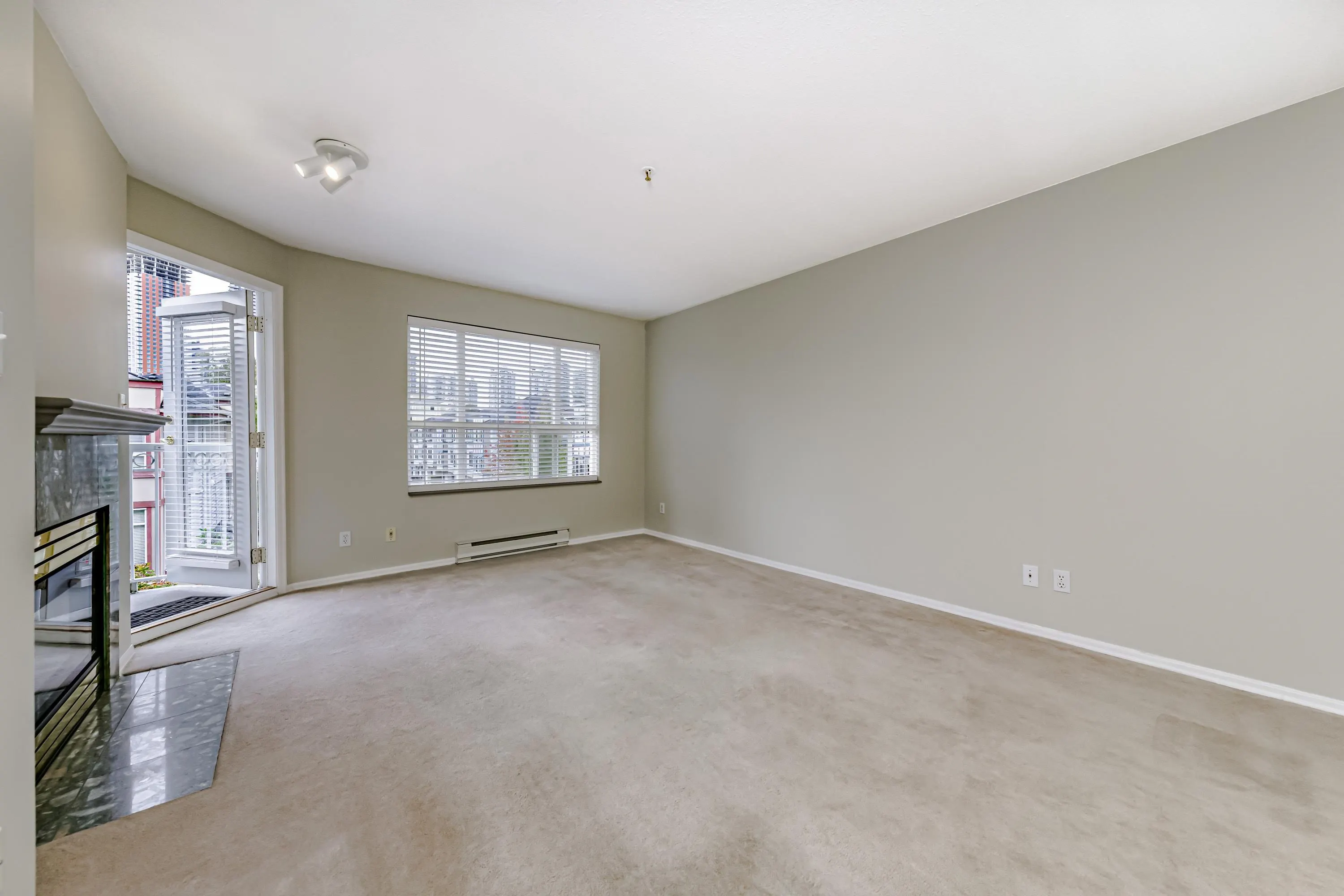 304 13955 Laurel Drive