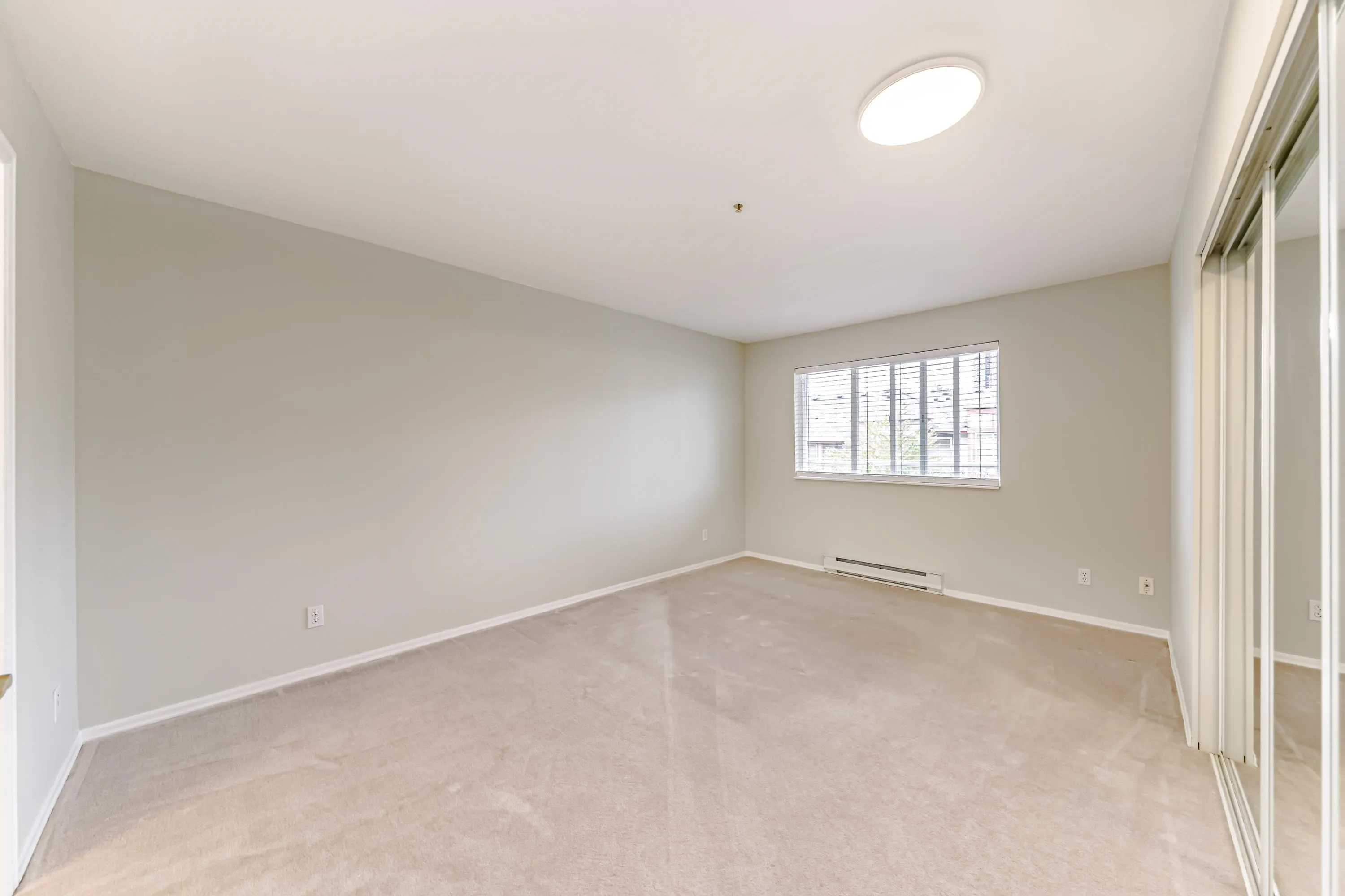 304 13955 Laurel Drive