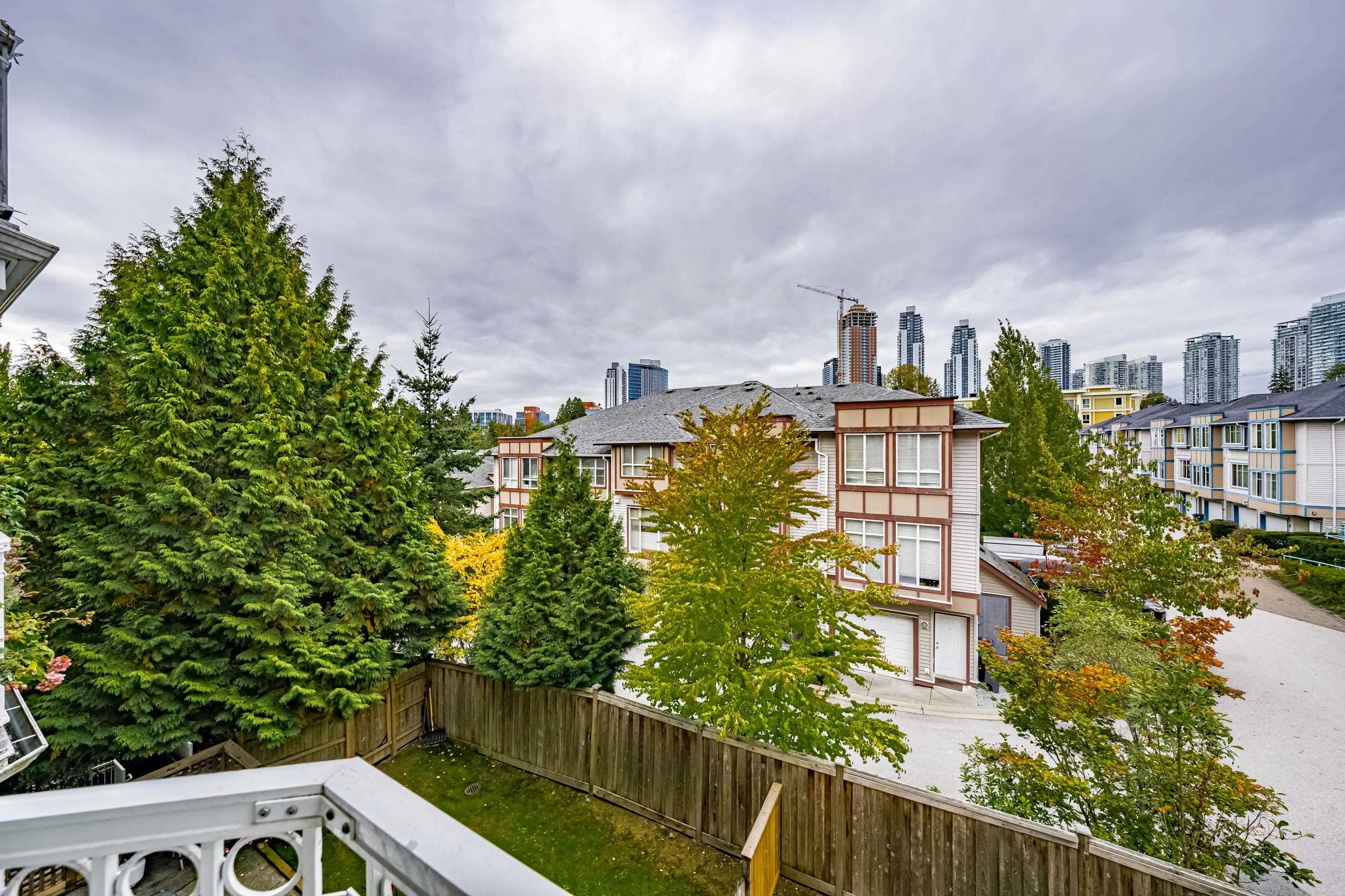 304 13955 Laurel Drive
