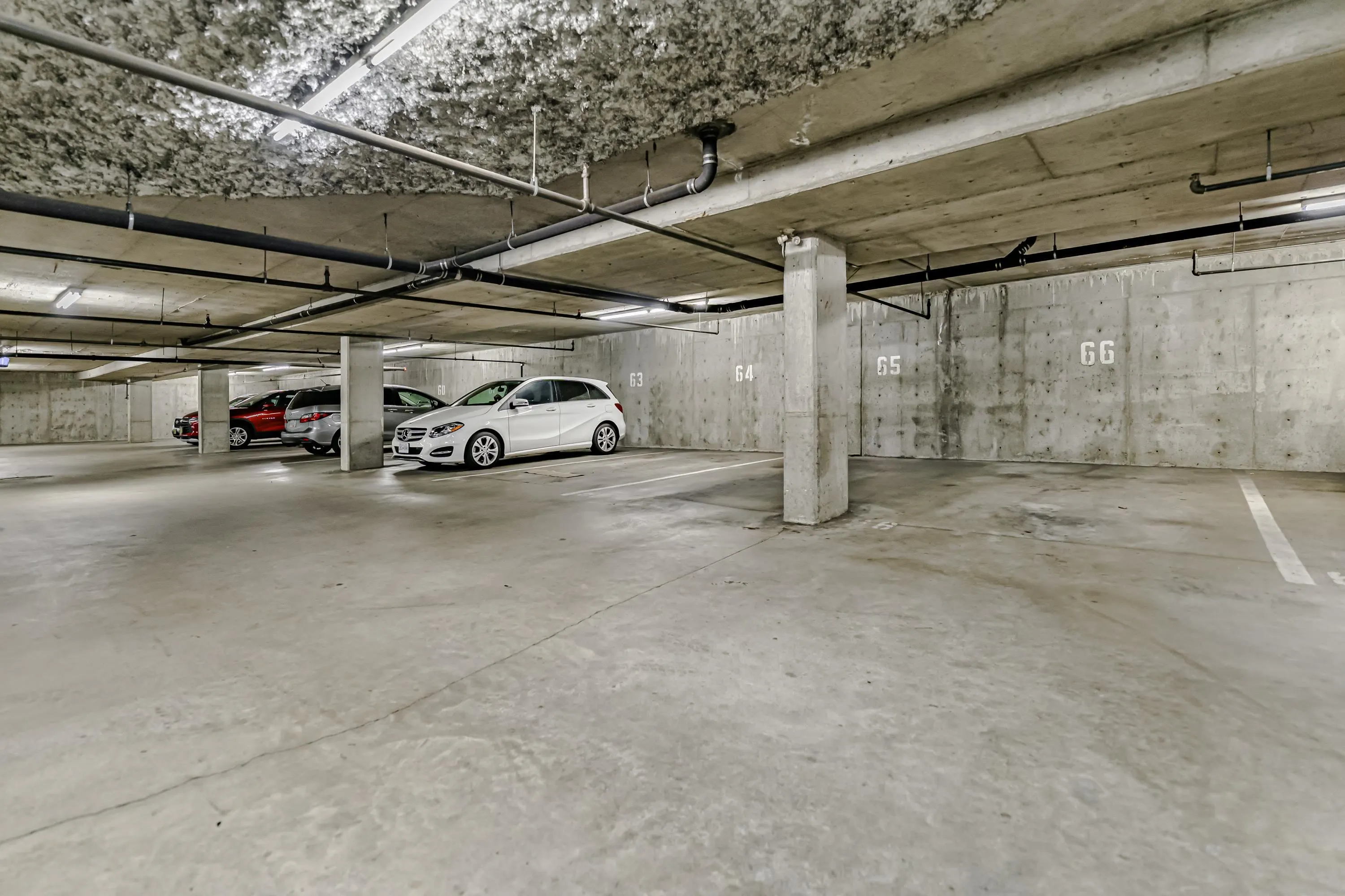 304 13955 Laurel Drive