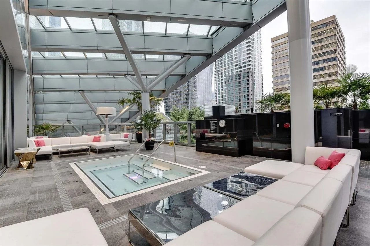 3108 1151 W Georgia Street