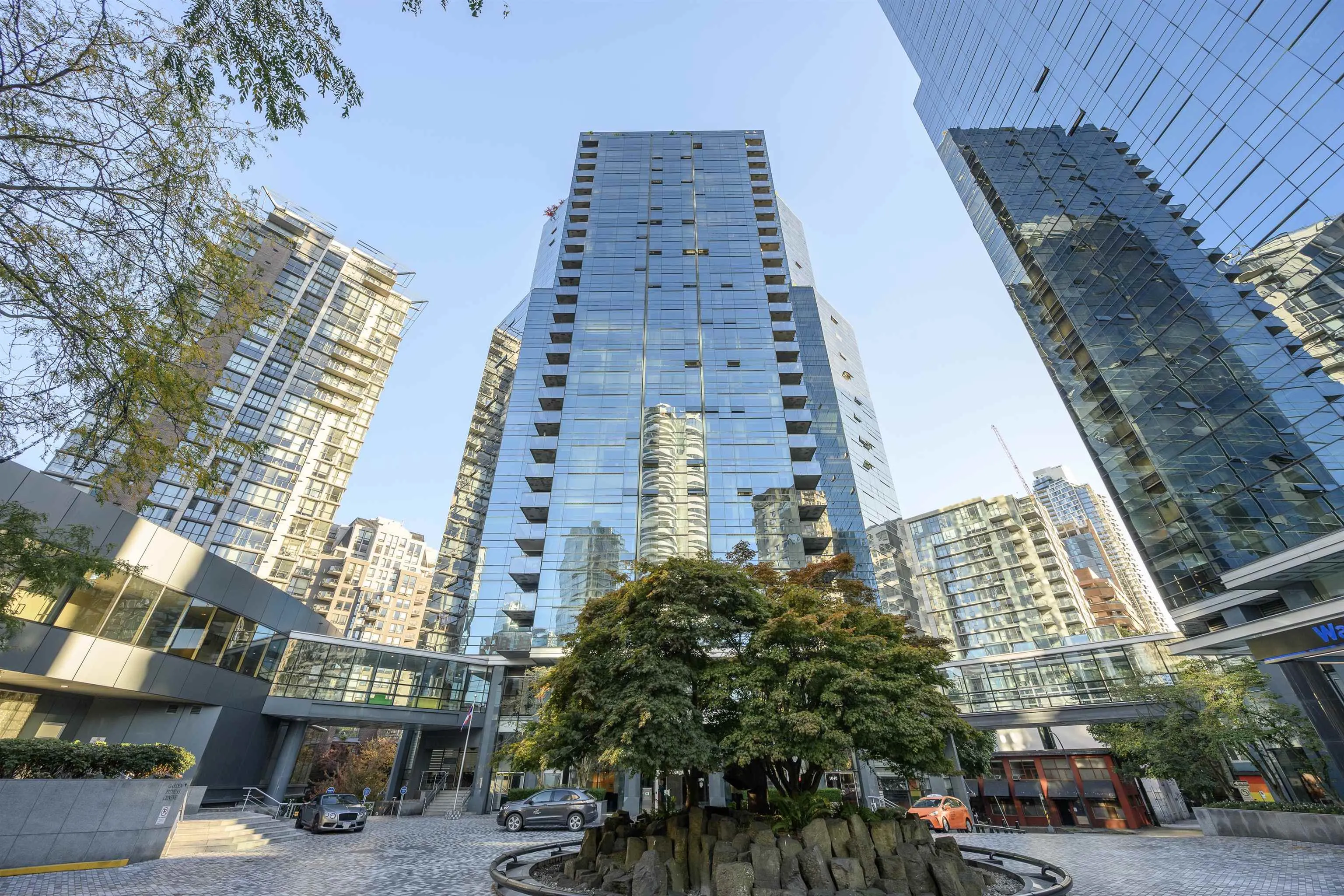2005 1050 Burrard Street