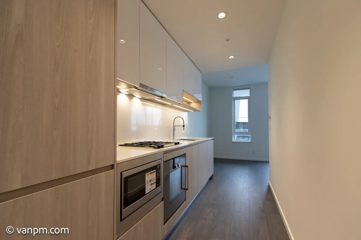 1114 6500 Minoru Boulevard