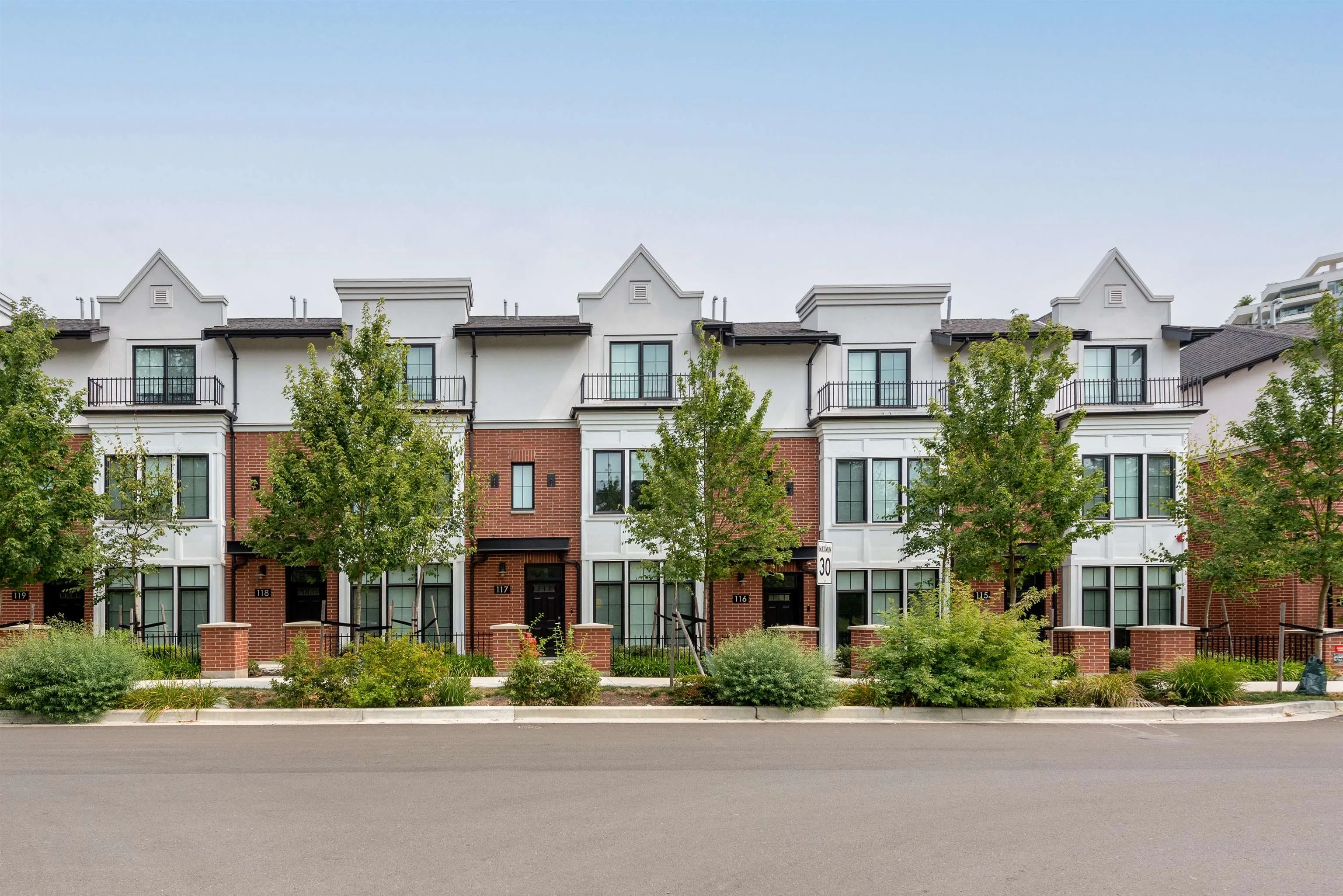 124 2070 Curling Road