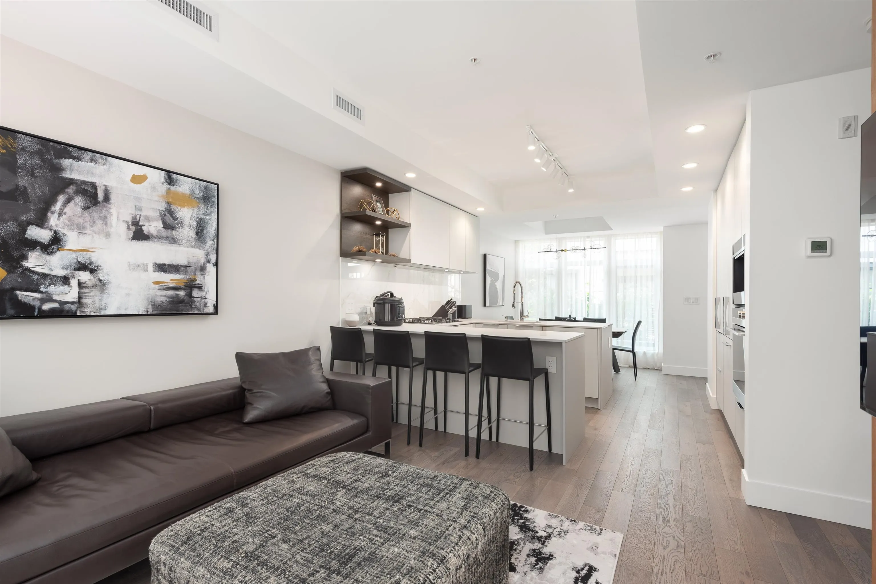 124 2070 Curling Road
