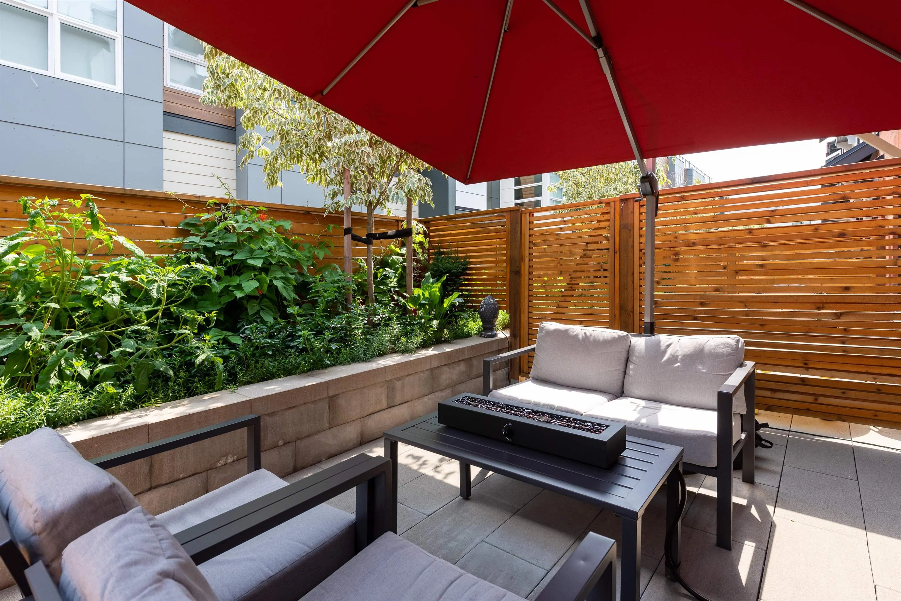 124 2070 Curling Road