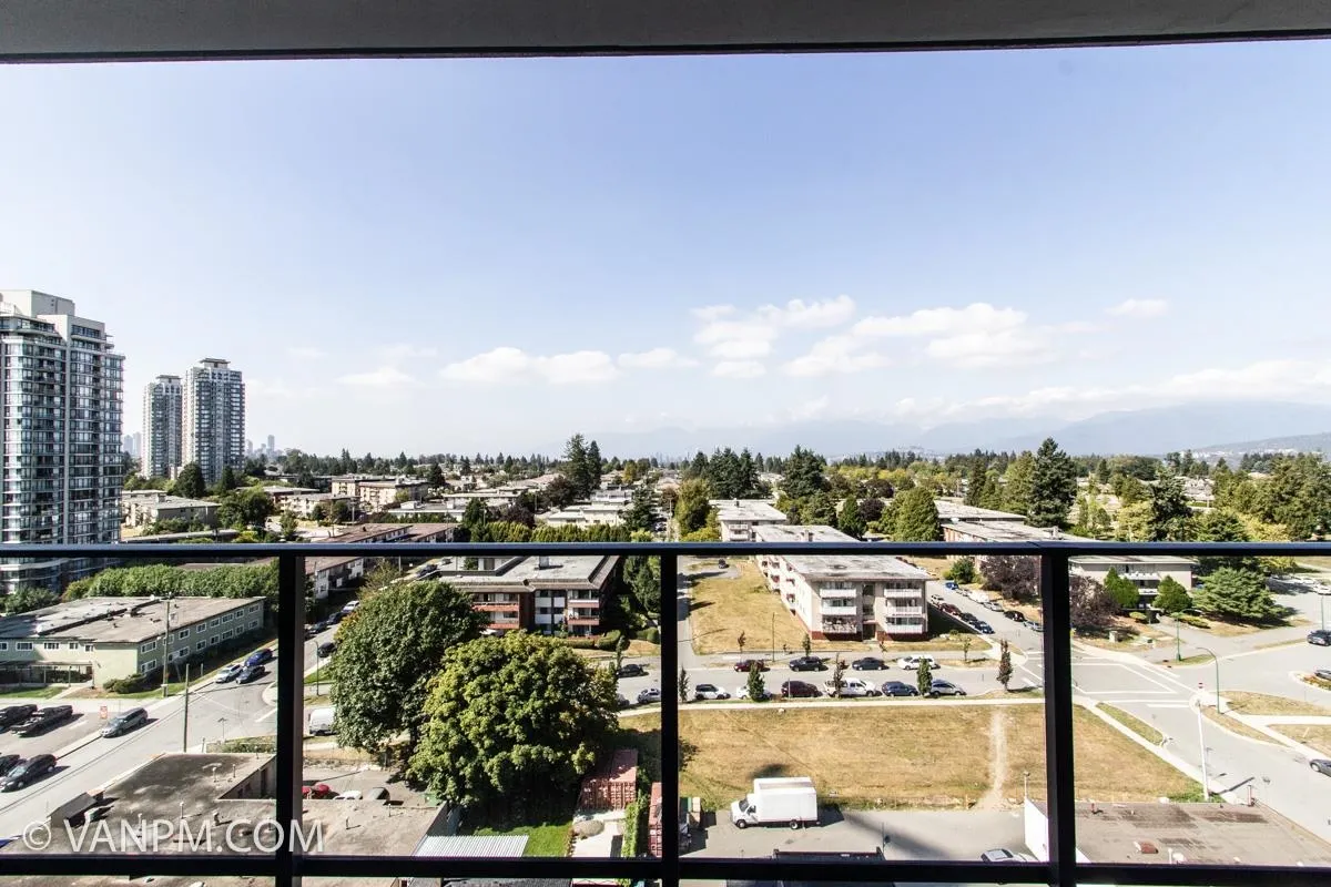 1103 7303 Noble Lane