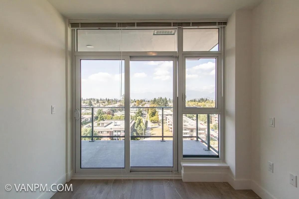 1103 7303 Noble Lane