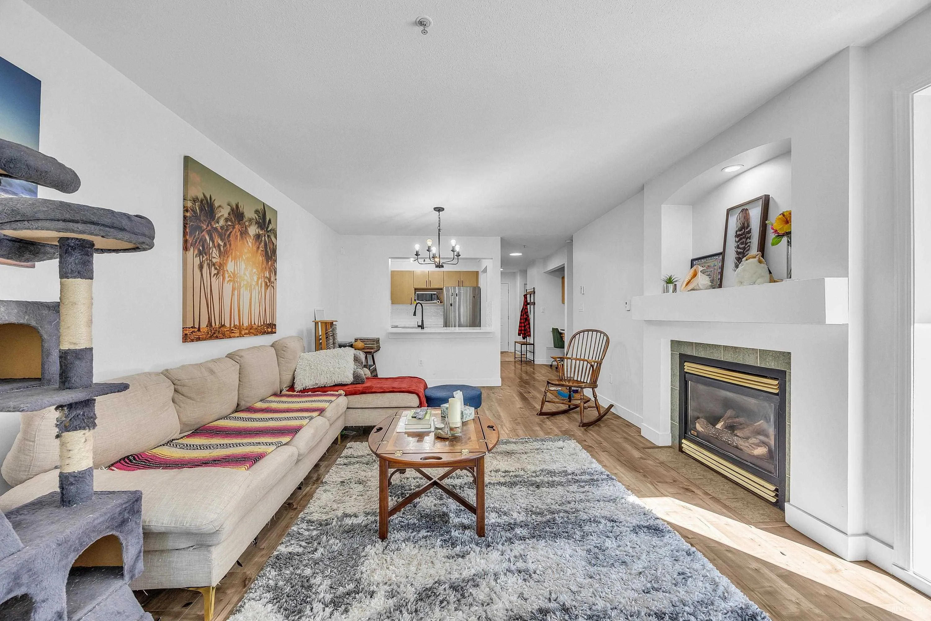 310 15220 Guildford Drive