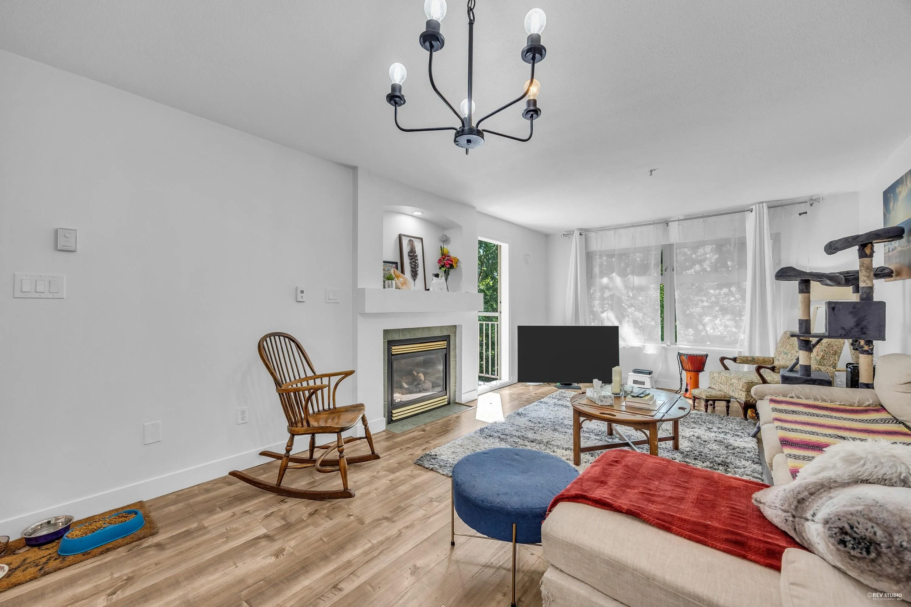 310 15220 Guildford Drive
