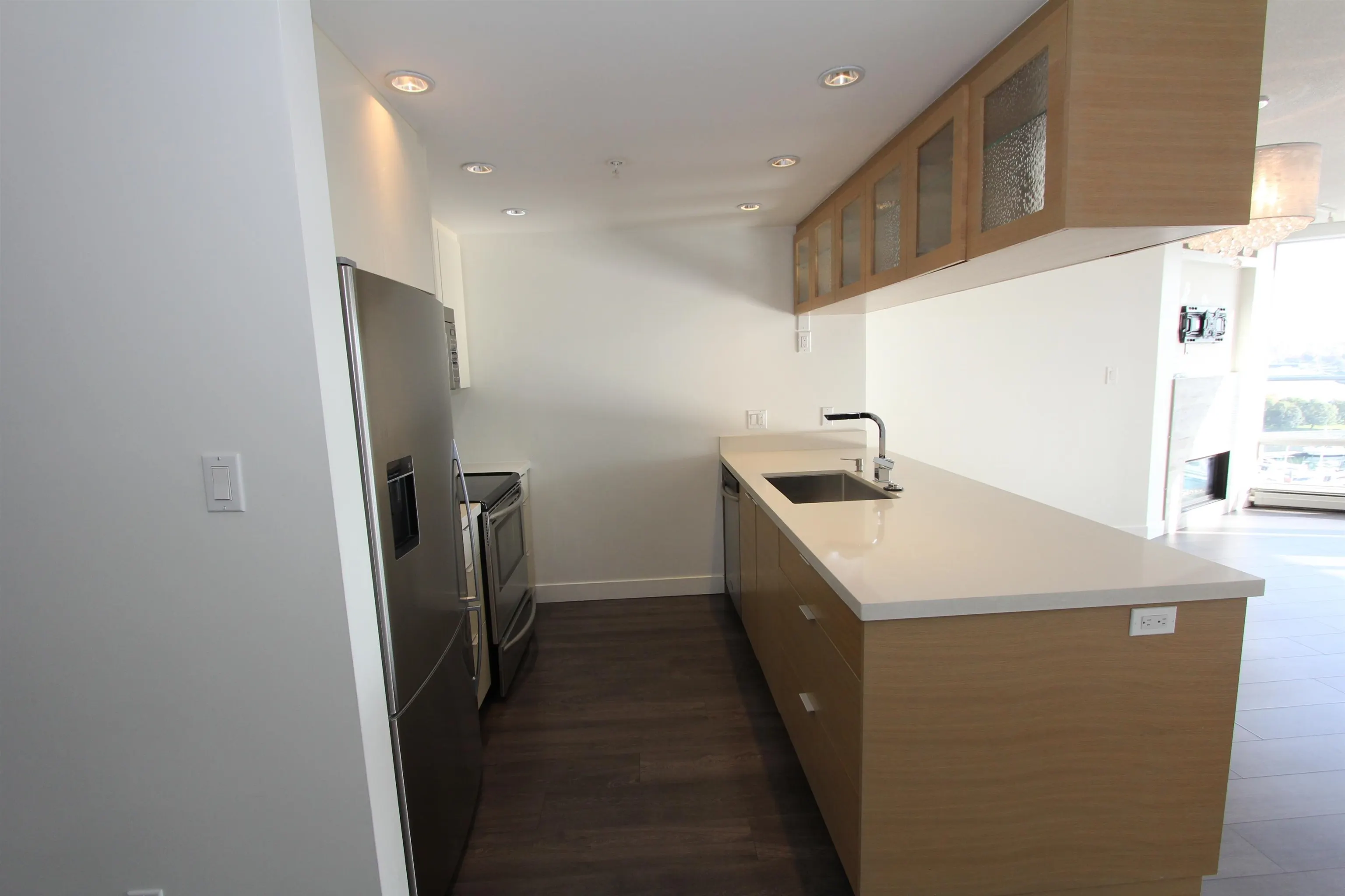 1105 1201 Marinaside Crescent