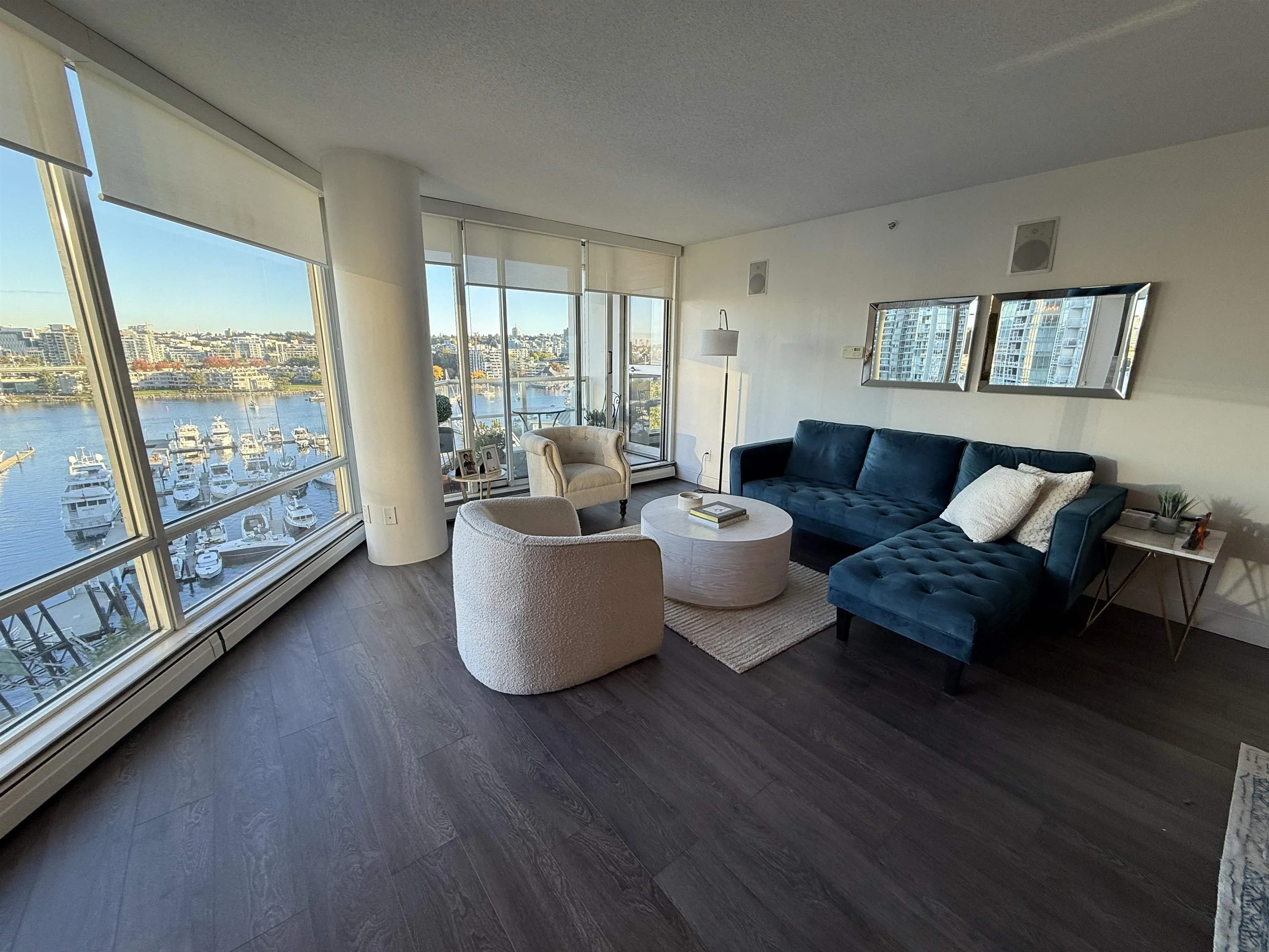 1105 1201 Marinaside Crescent