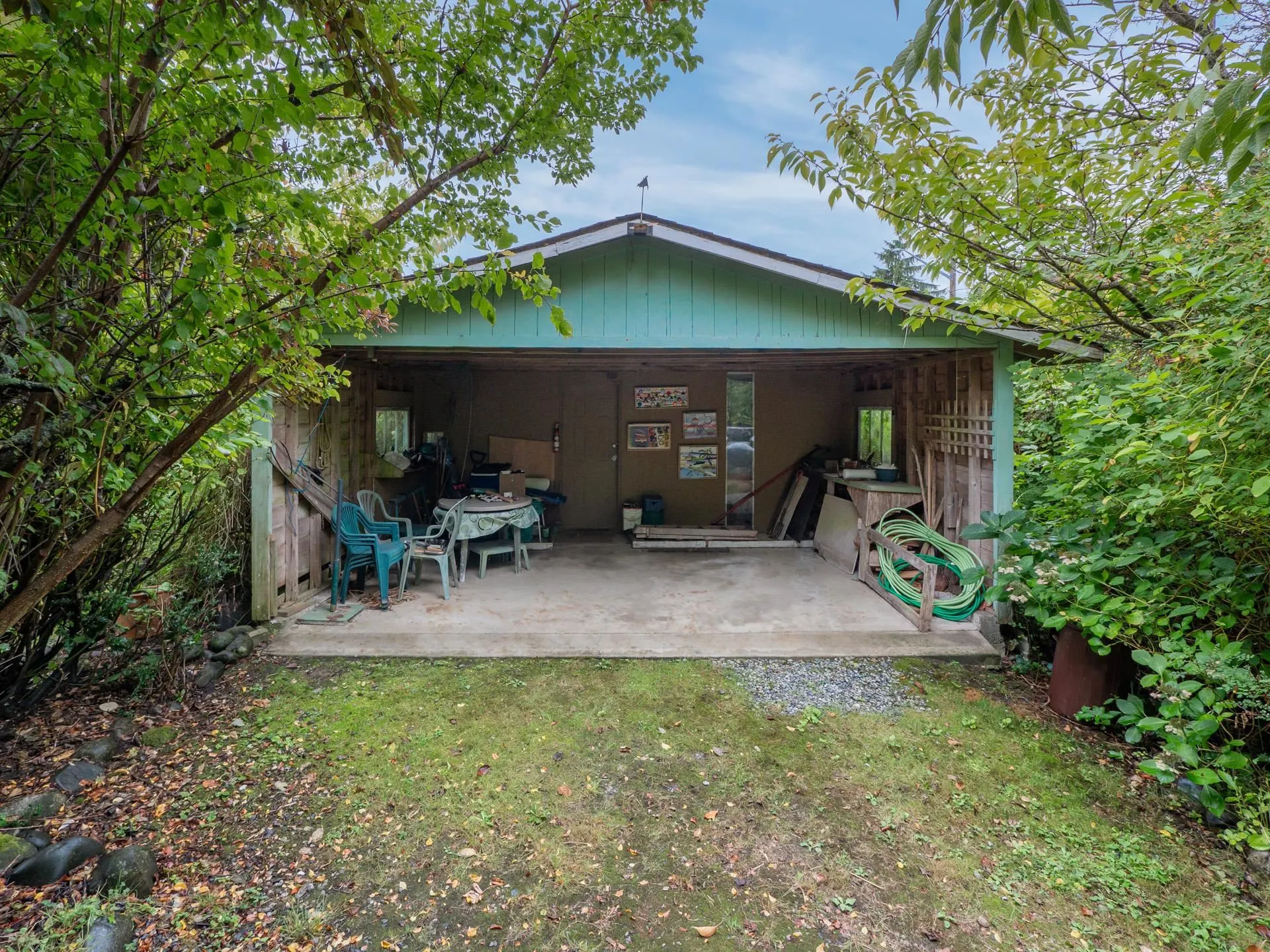 327 Headlands Road