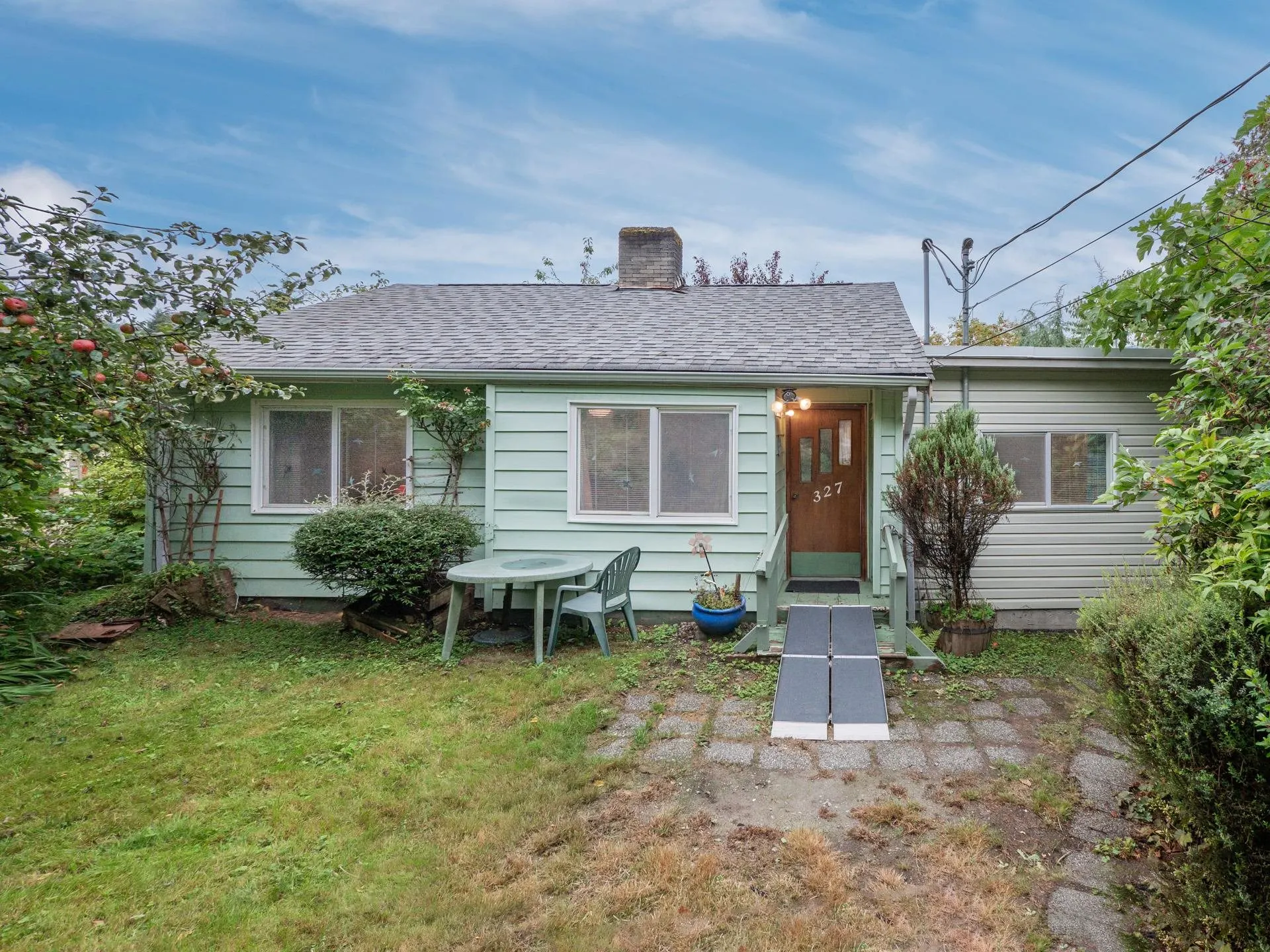 327 Headlands Road