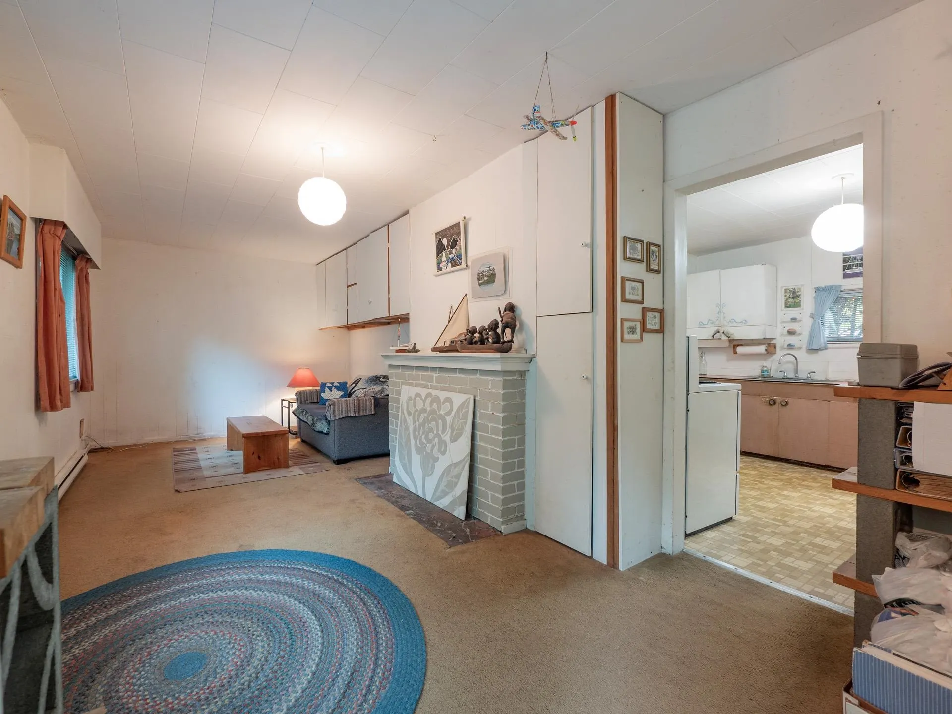 327 Headlands Road