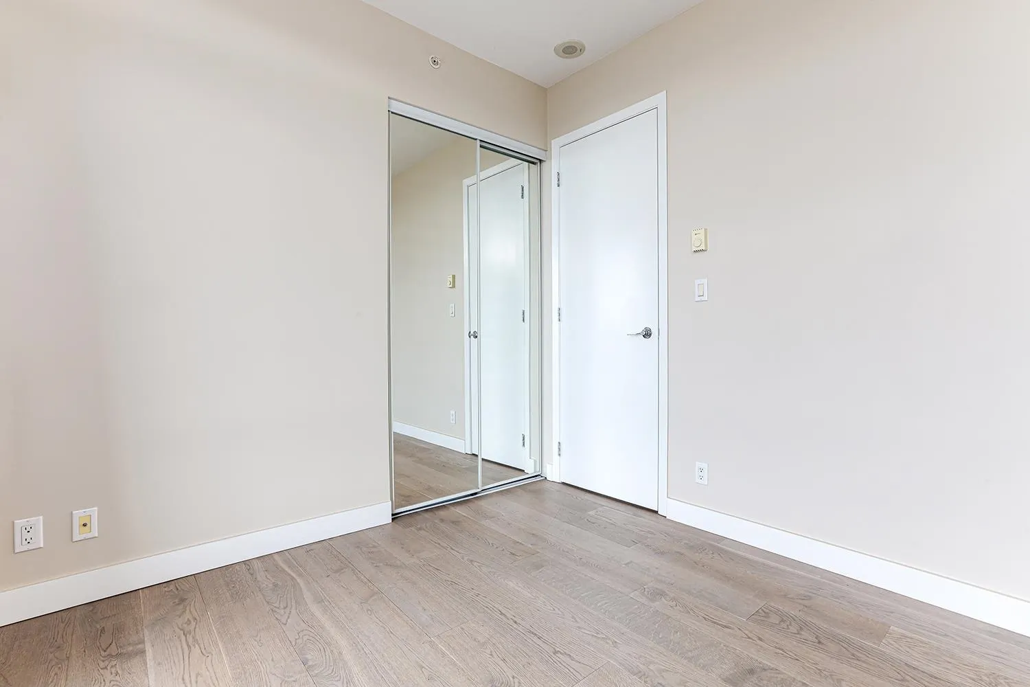 3002 2355 Madison Avenue
