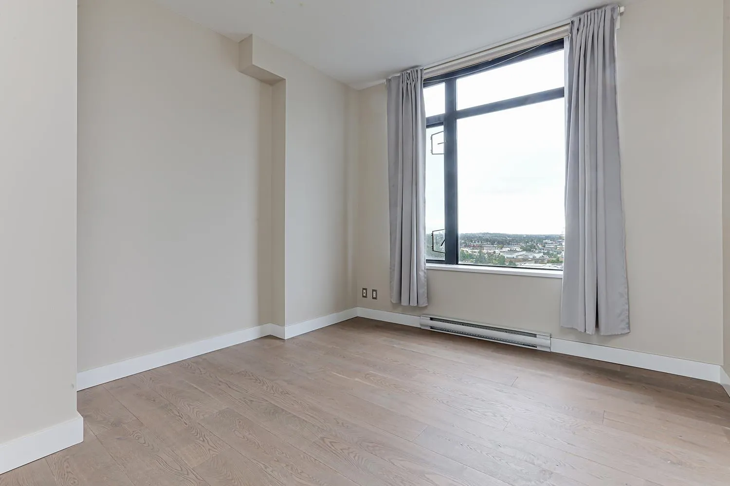 3002 2355 Madison Avenue