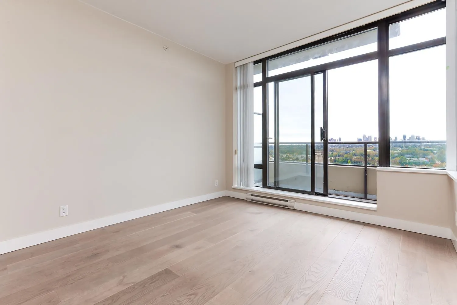 3002 2355 Madison Avenue