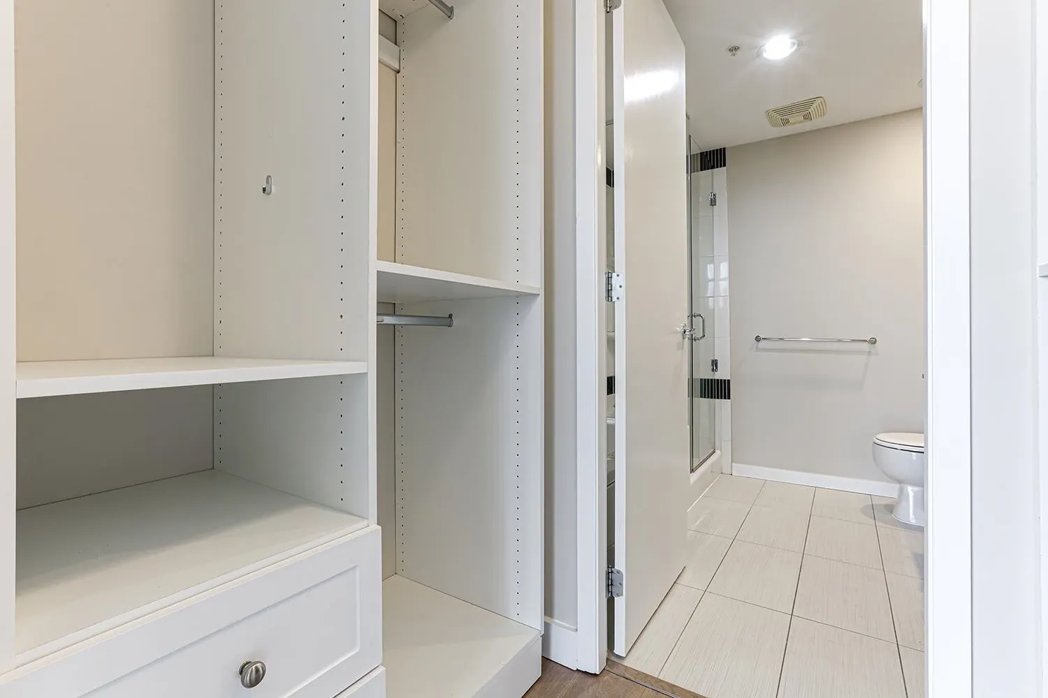 3002 2355 Madison Avenue