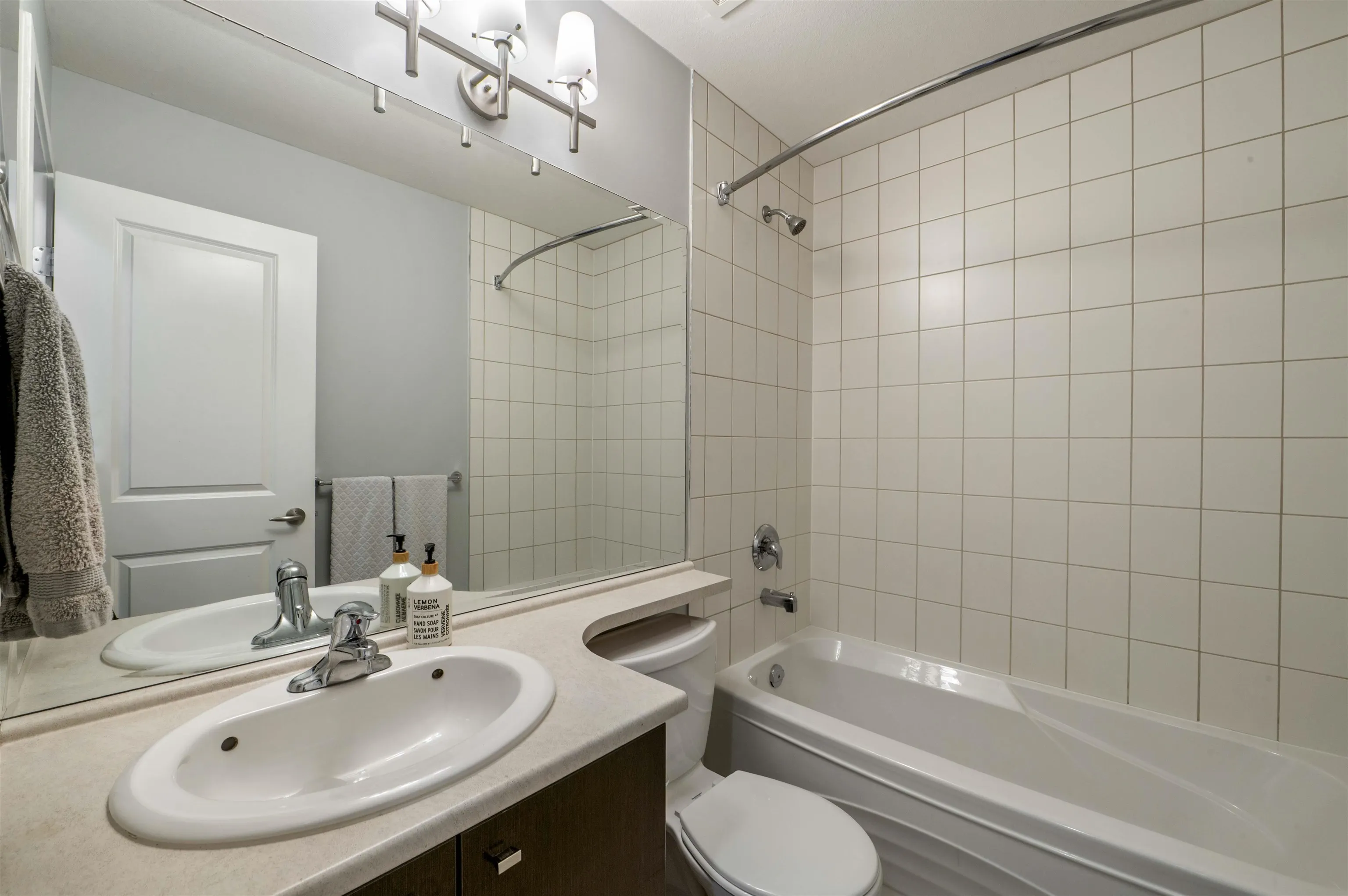 102 18777 68a Avenue