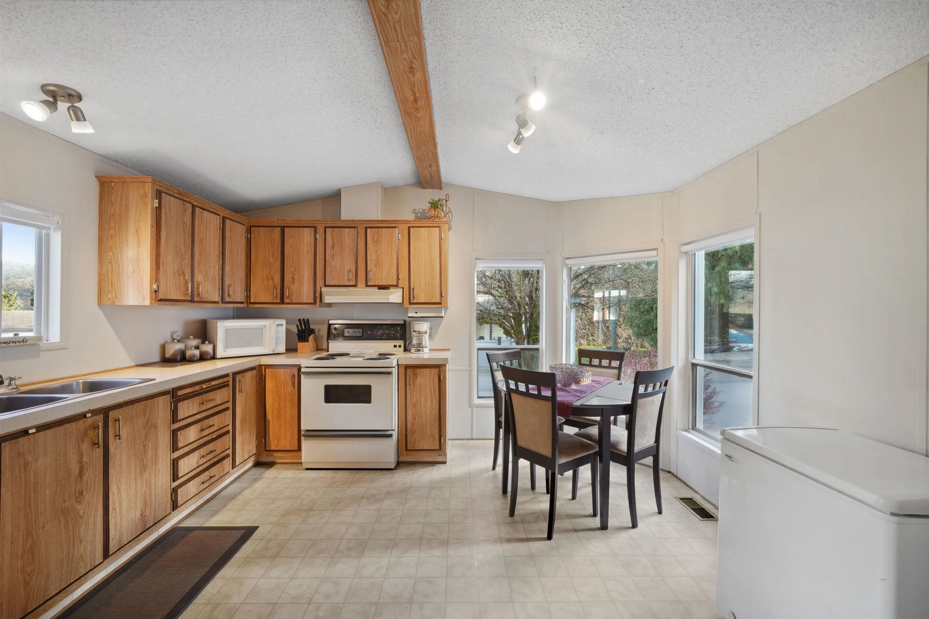 34 10221 Wilson Street