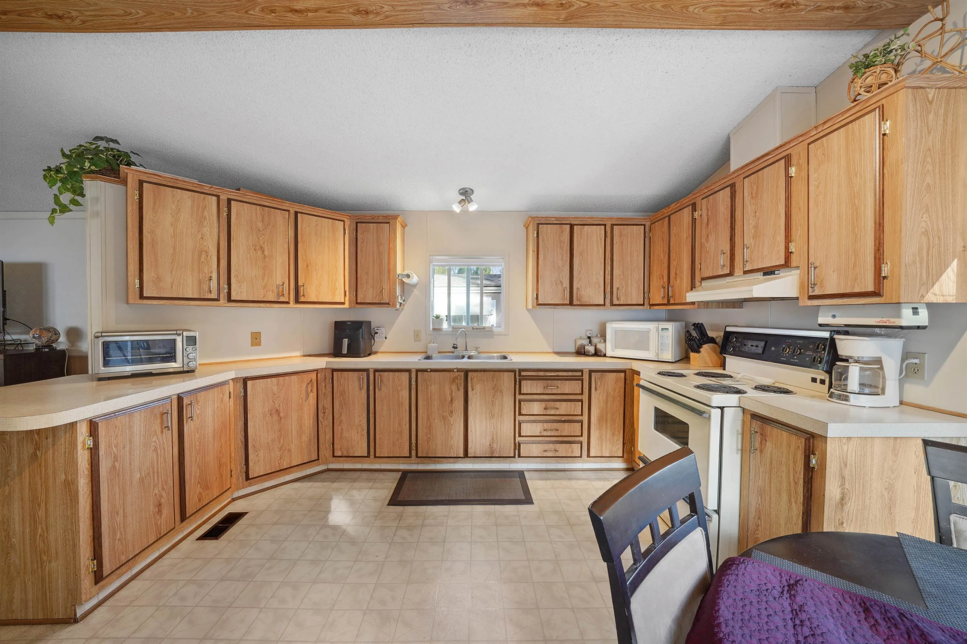 34 10221 Wilson Street