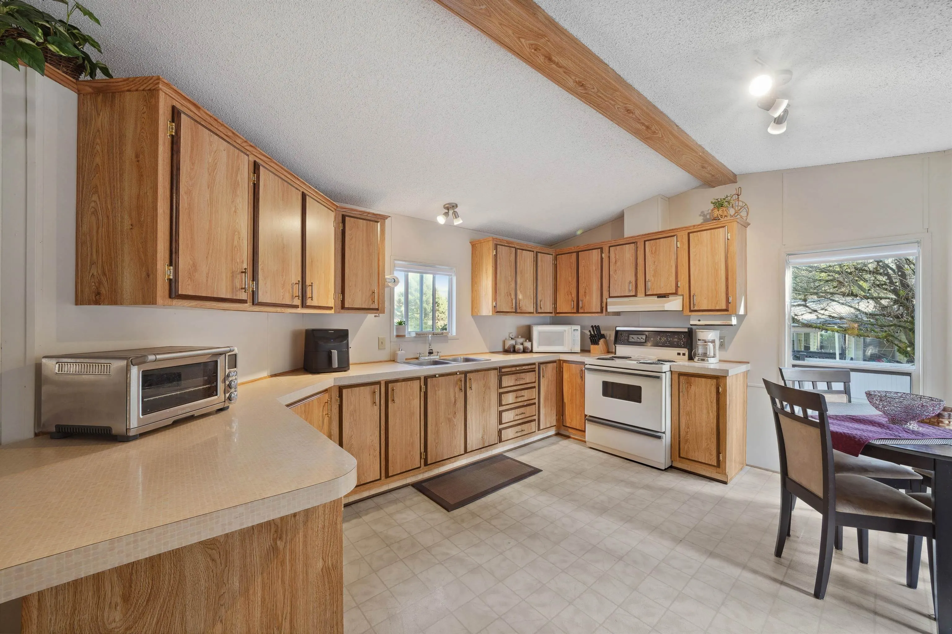 34 10221 Wilson Street