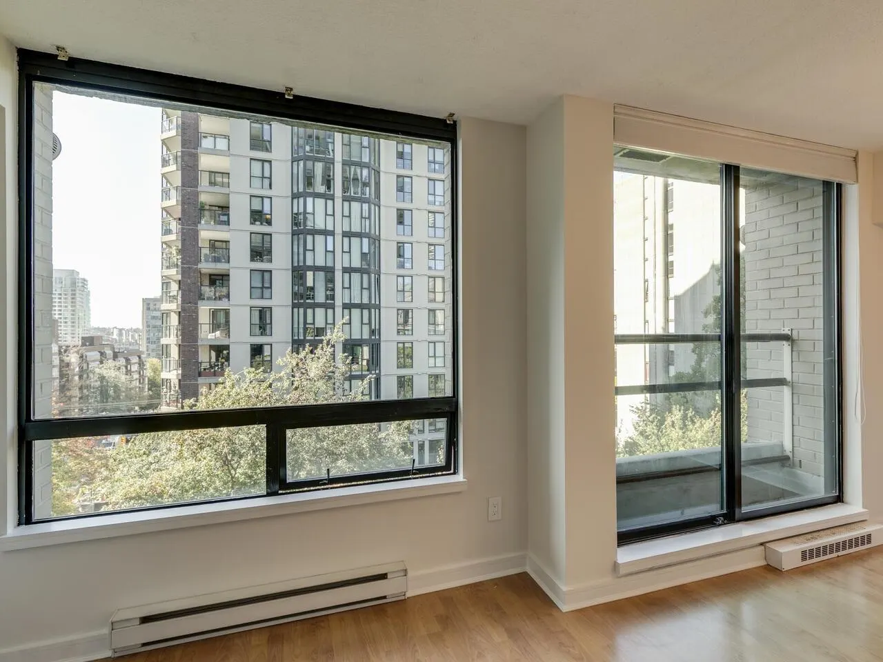 706 1003 Burnaby Street