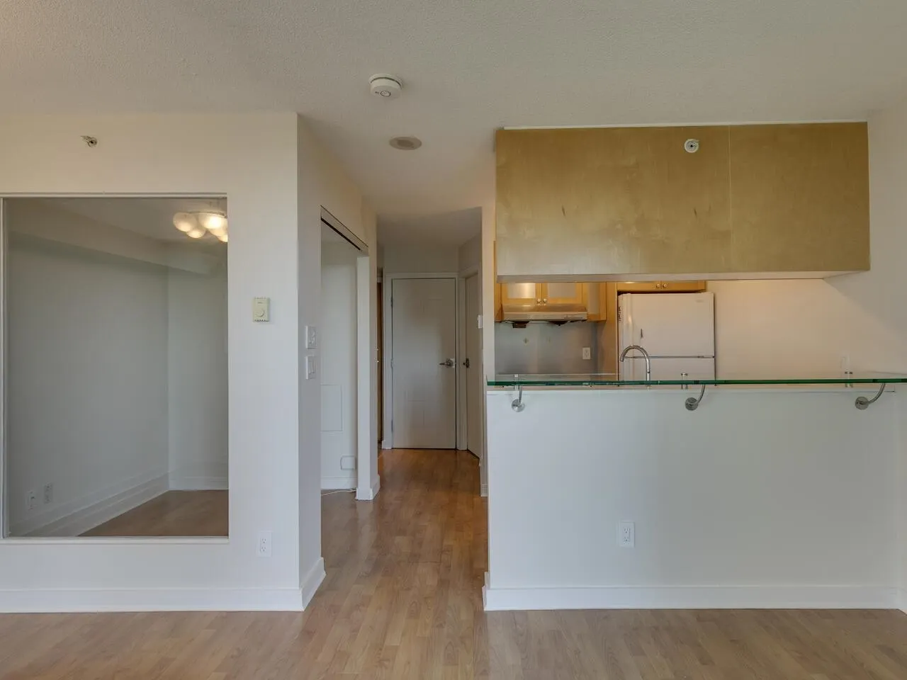 706 1003 Burnaby Street