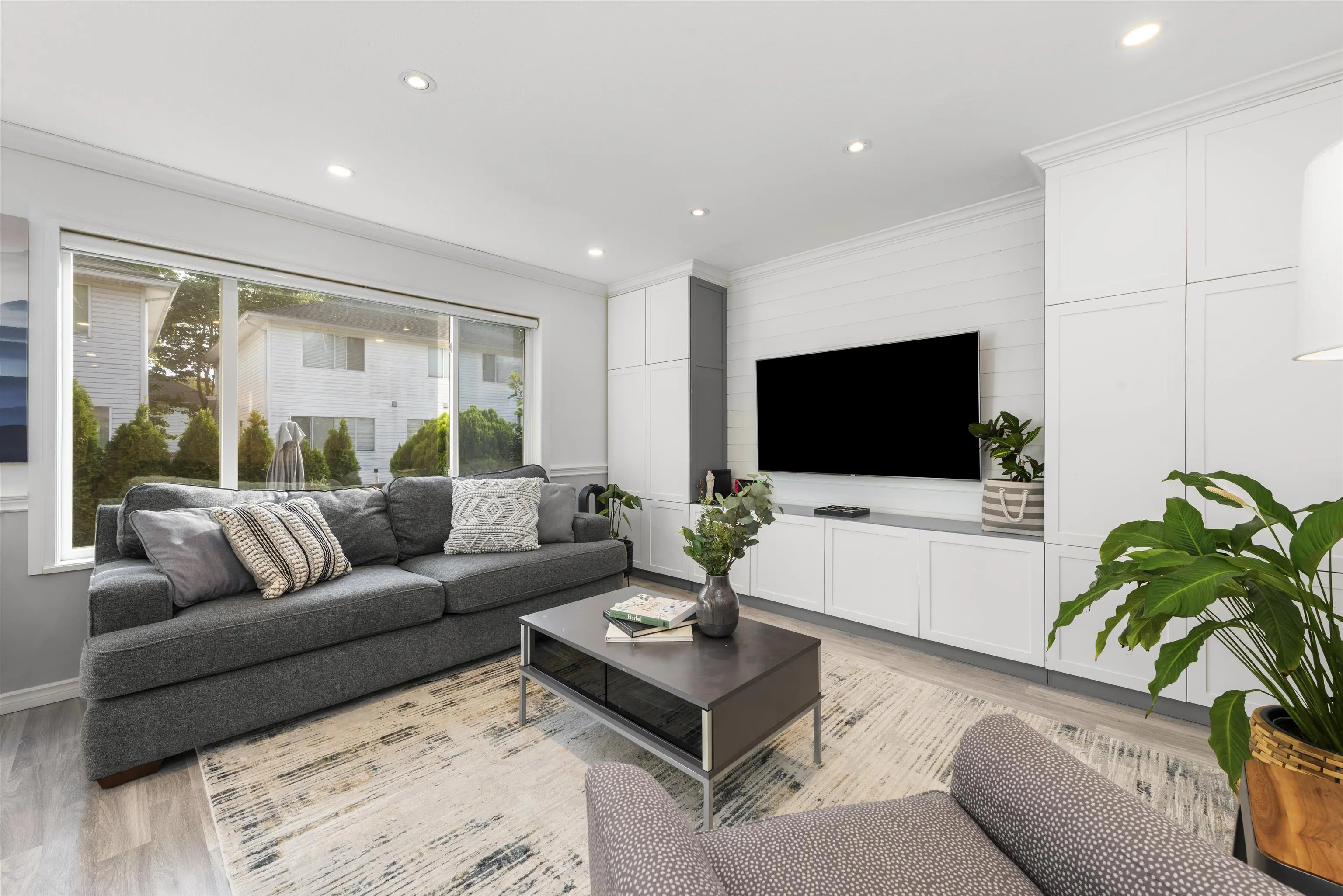 22331 Cochrane Drive