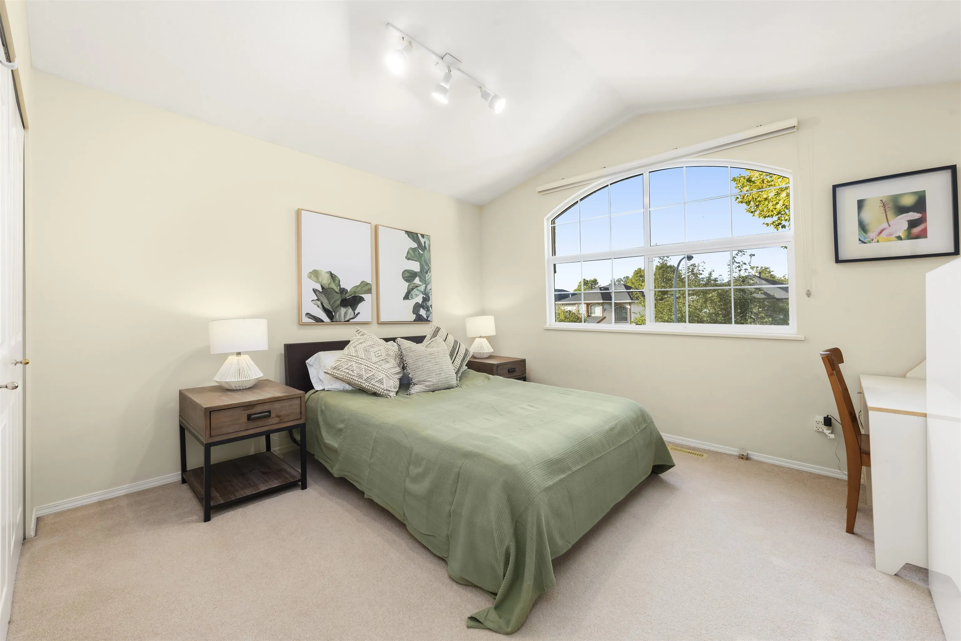 22331 Cochrane Drive