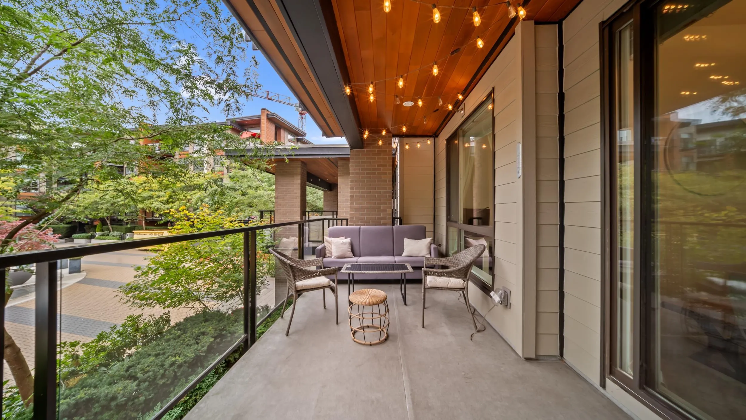 204 719 W 3rd Street